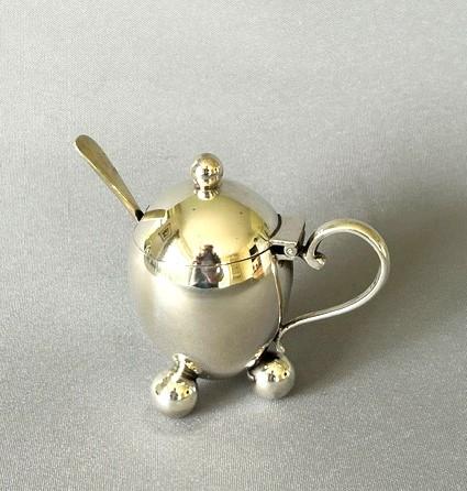 Superb Novelty Chester Silver 'Egg' Mustard Pot (1 of 7)