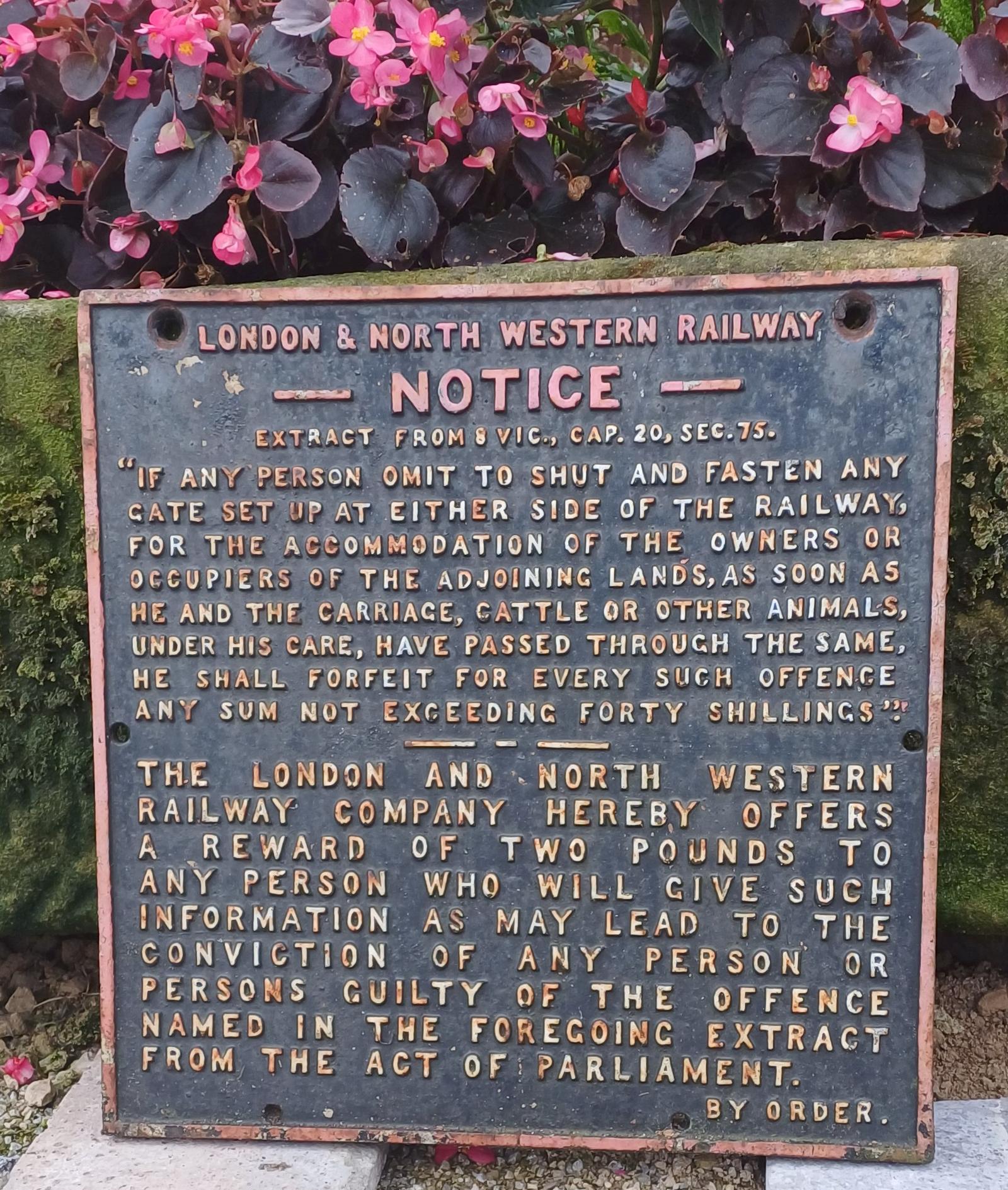 London & North Western Railway Cast Iron Sign (1 of 1)