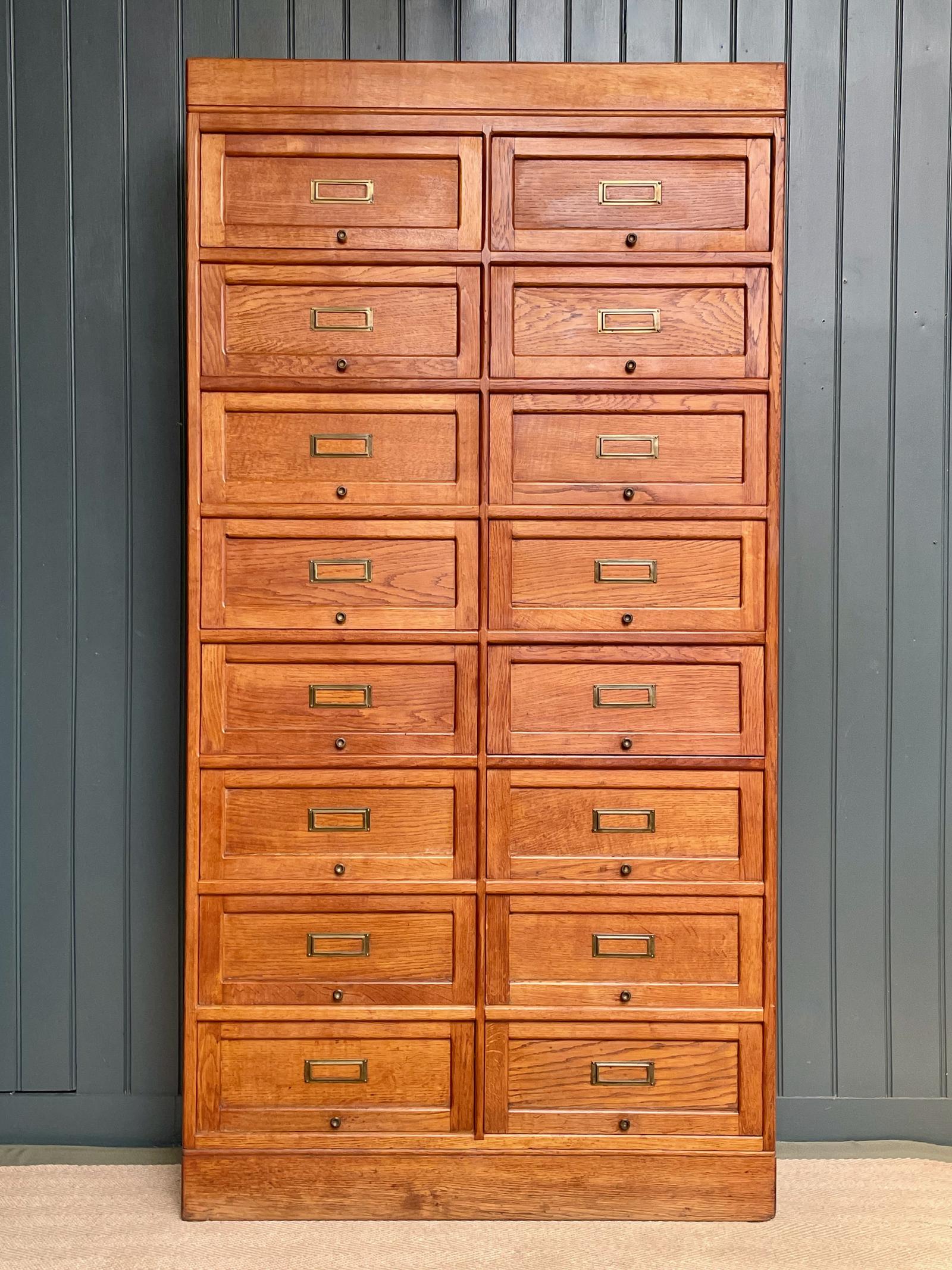 French Notaries Cabinet (1 of 10)