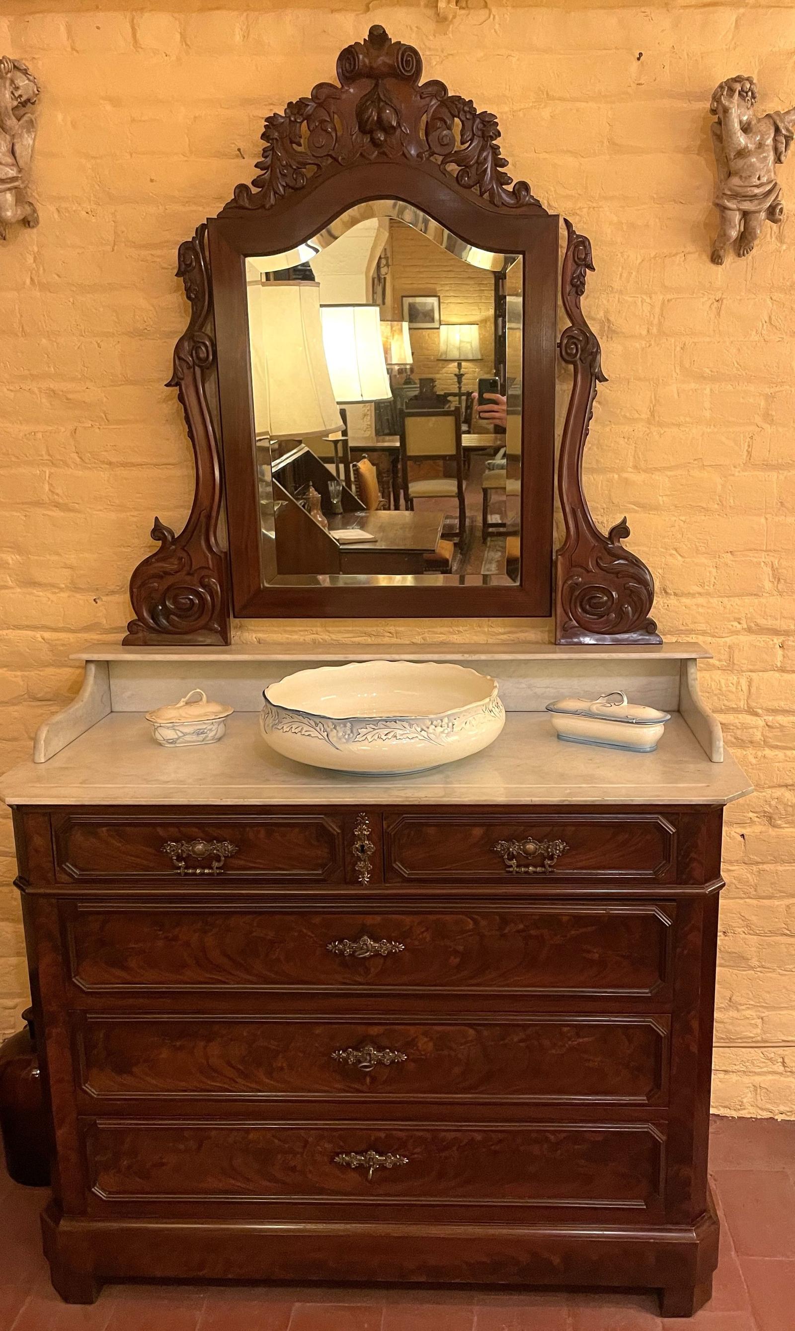 19th Century Mahogany Toilet / Lavabocabinet (1 of 13) 19th Century Mahogany Toilet / Lavabocabinet (1 of 13)