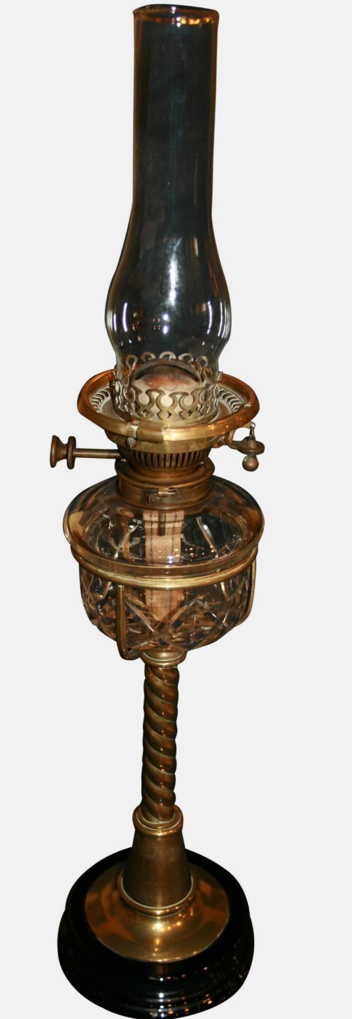 Victorian Brass Oil Lamp (1 of 1)