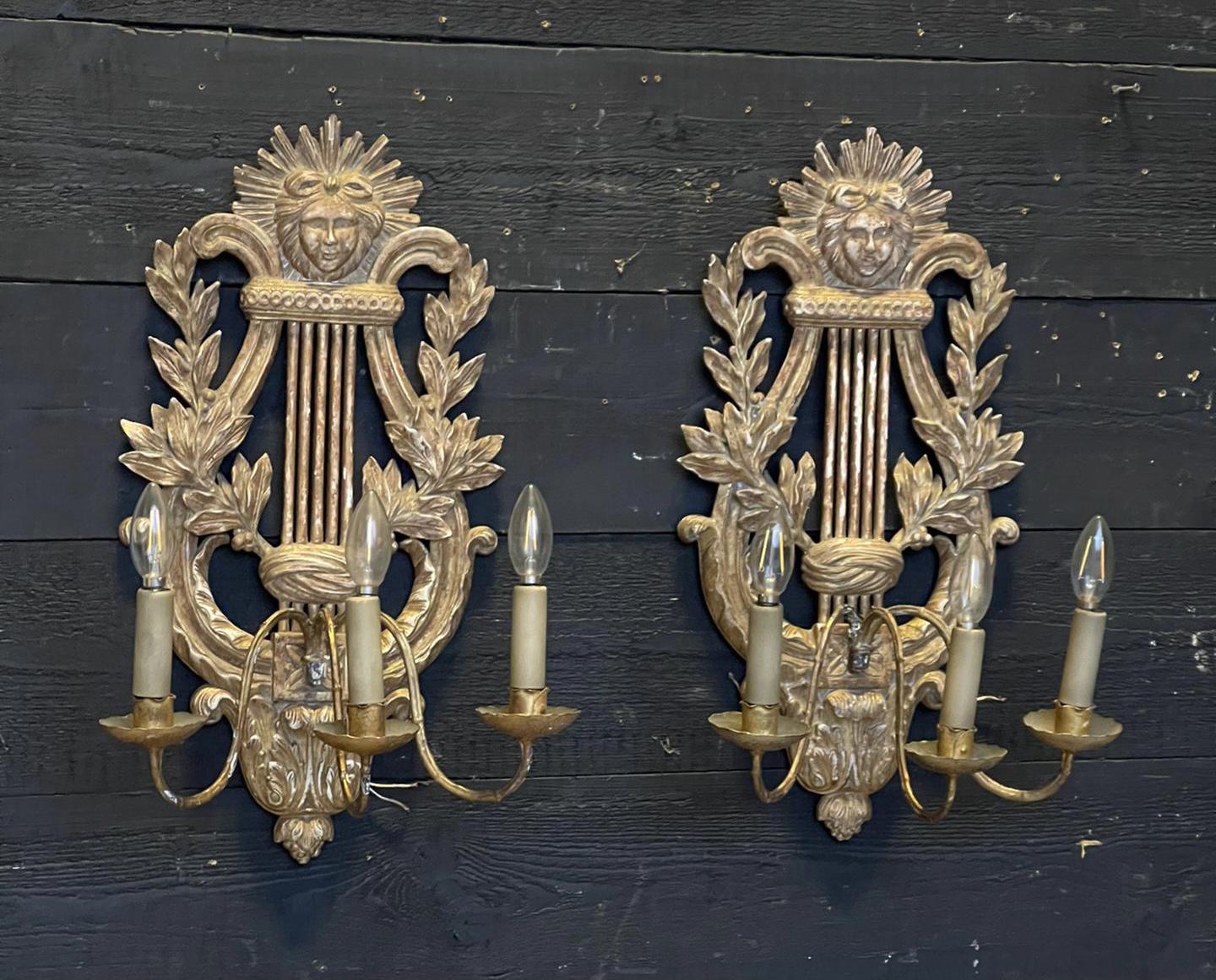 Large Pair of French Gilt Wall Lights or Sconces (1 of 1)