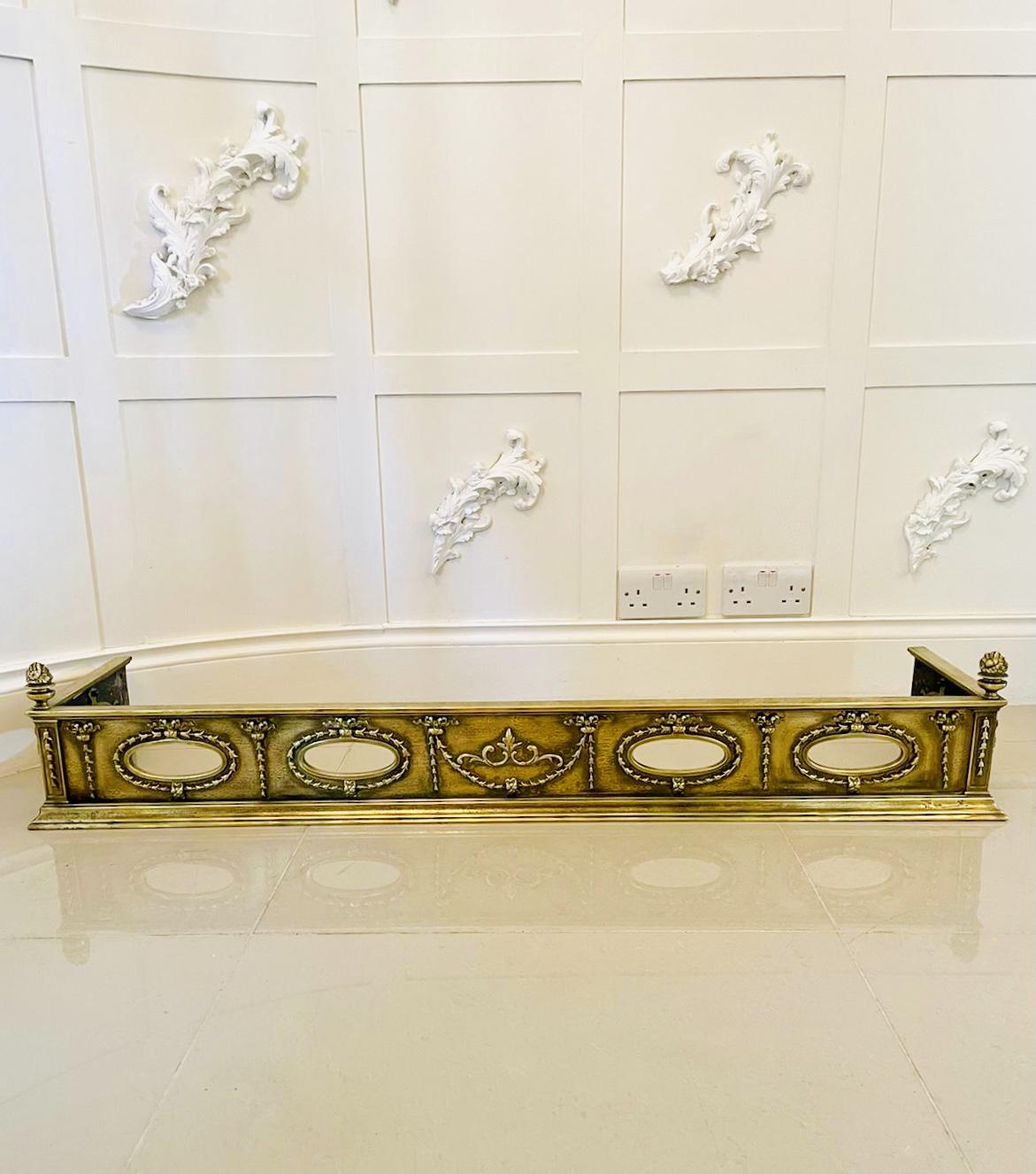 Quality Antique Victorian Ornate Brass Fender (1 of 5) Quality Antique Victorian Ornate Brass Fender (1 of 5)