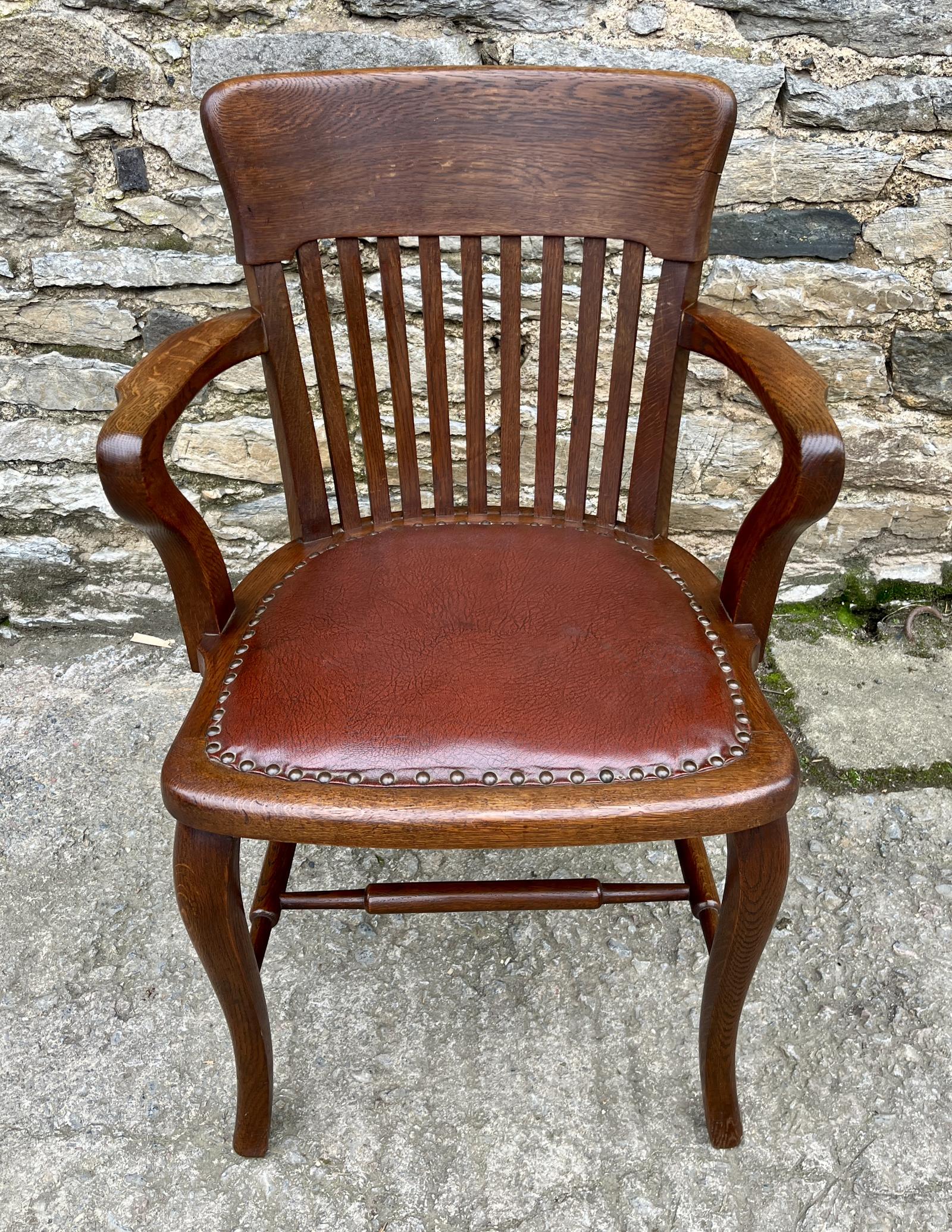 Antique Oak Desk Chair (1 of 9) Antique Oak Desk Chair (1 of 9)