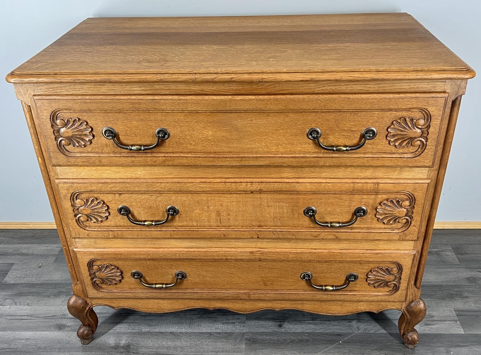 Cabinet Vintage French Style Oak Carved 3 Drawers Sideboard (1 of 10)