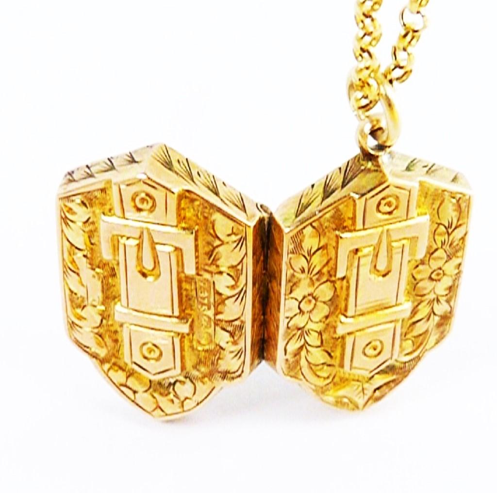 Victorian Date Hallmarked Gold Belt Buckle Locket (1 of 12)