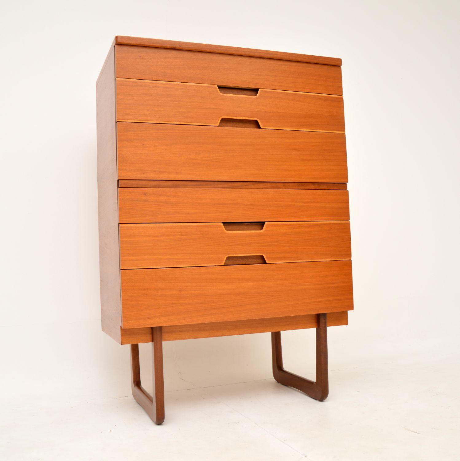 1960s Vintage Walnut Chest of Drawers by Uniflex (1 of 11)