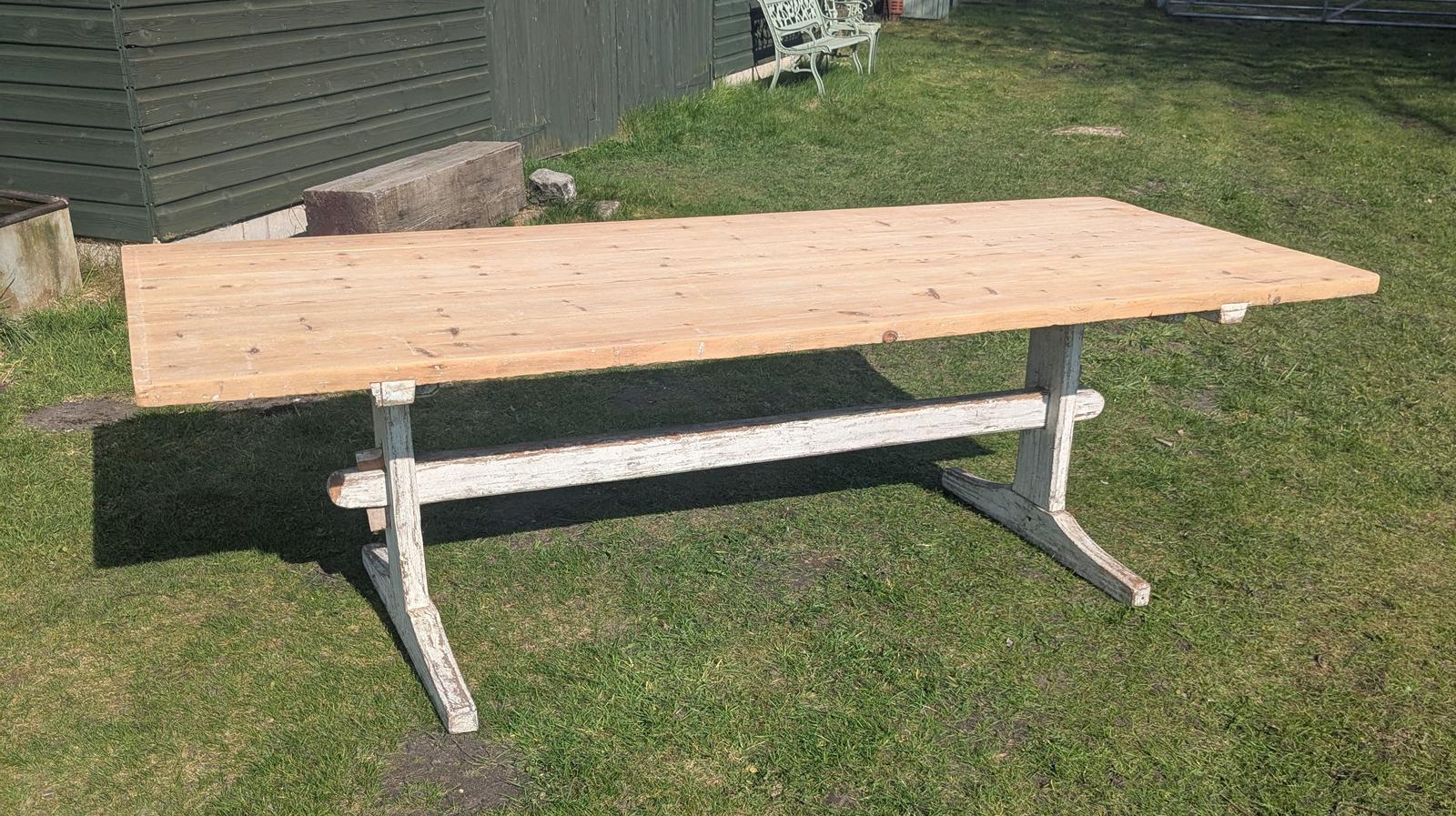 Dining Tables - main image