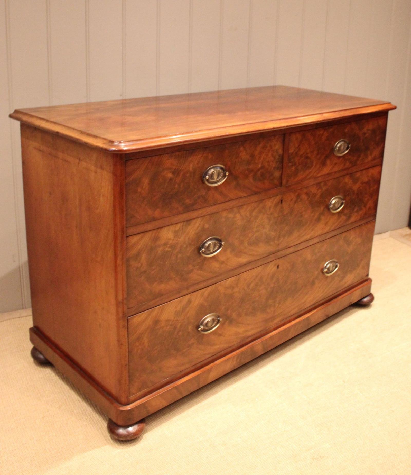 Mid 19th Century Low Mahogany Chest of Drawers (1 of 12) Mid 19th Century Low Mahogany Chest of Drawers (1 of 12)