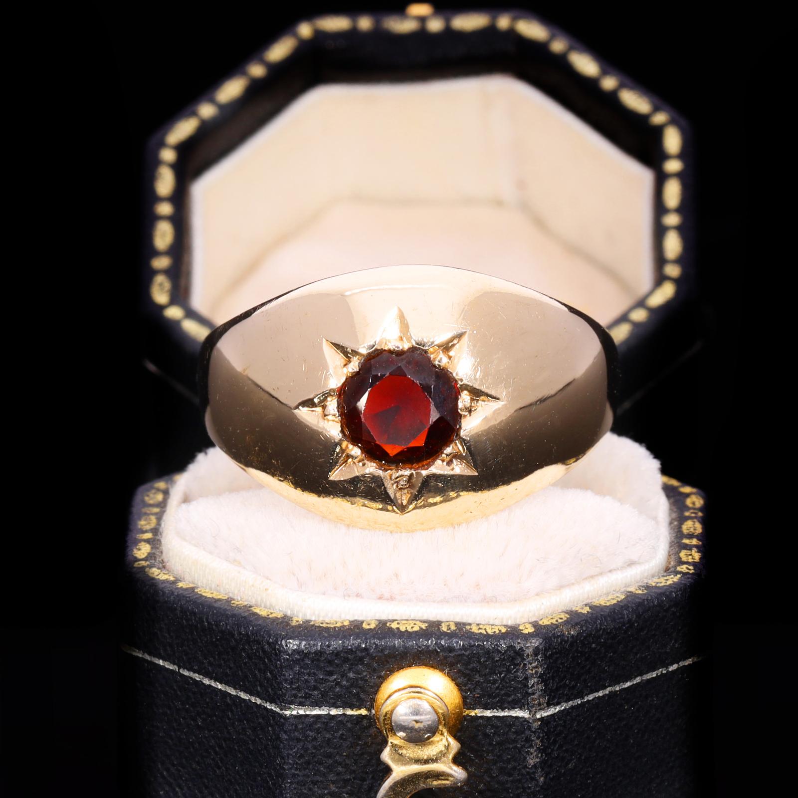 The Vintage Star Set Garnet Bombe Ring (1 of 7) The Vintage Star Set Garnet Bombe Ring (1 of 7)