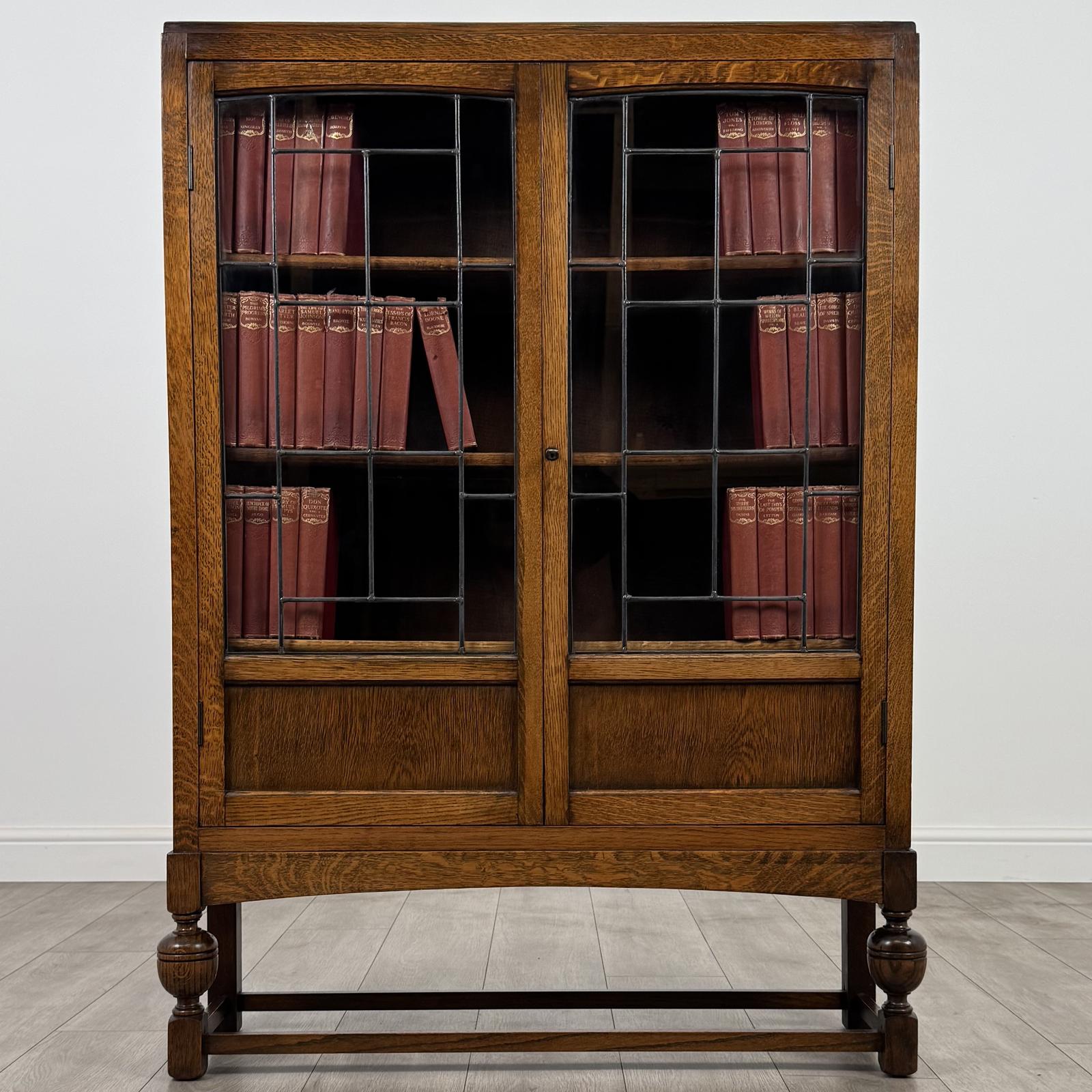 Antique 20th Century Good Quality Display Cabinet In Oak (1 of 12)