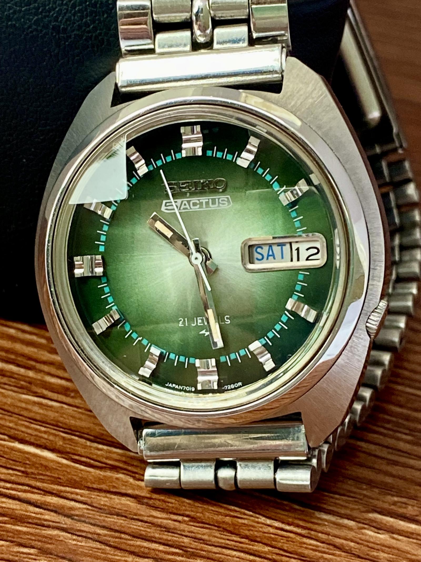 Vintage Seiko 5 Actus 7019-7210 SERVICED Auto, February 1974 (1 of 20) Vintage Seiko 5 Actus 7019-7210 SERVICED Auto, February 1974 (1 of 20)