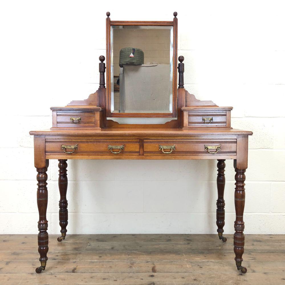 Mahogany Dressing Table (1 of 9) Mahogany Dressing Table (1 of 9)
