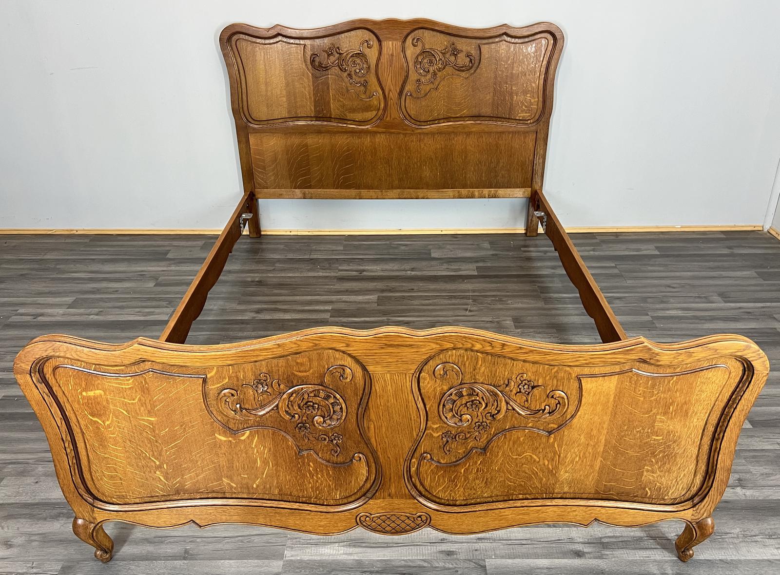 Bed Frame Vintage French Oak Double Carved Panel (1 of 10) Bed Frame Vintage French Oak Double Carved Panel (1 of 10)