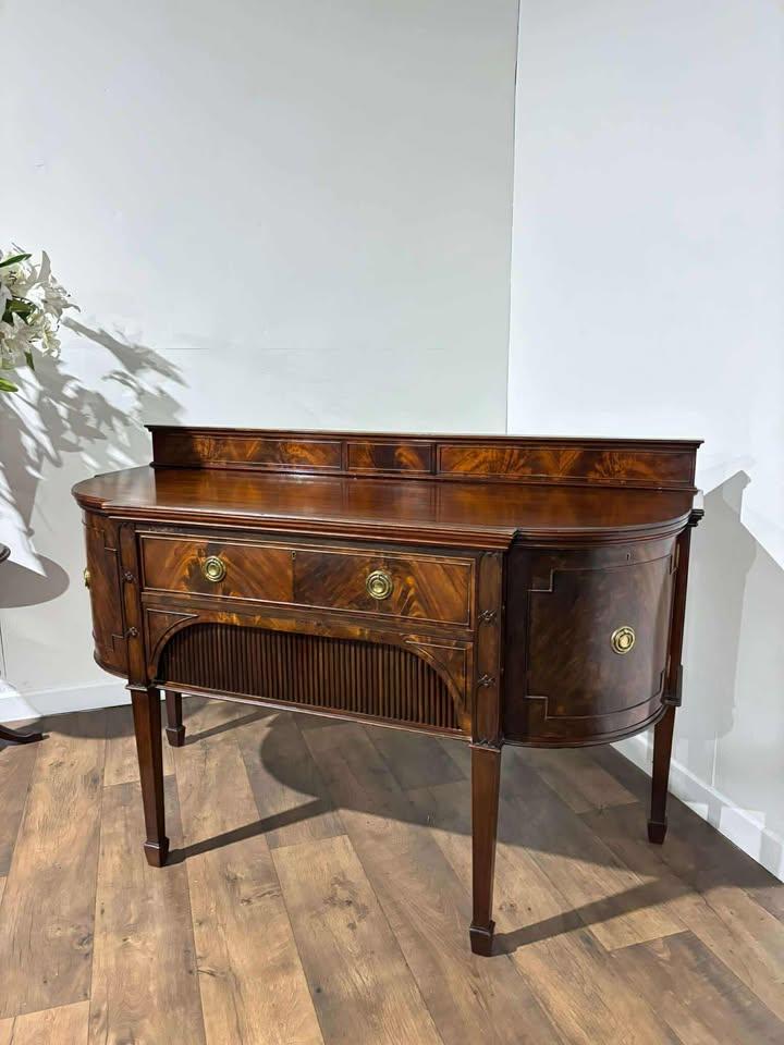 Regency Style Mahogany Galleried Sideboard (1 of 16)