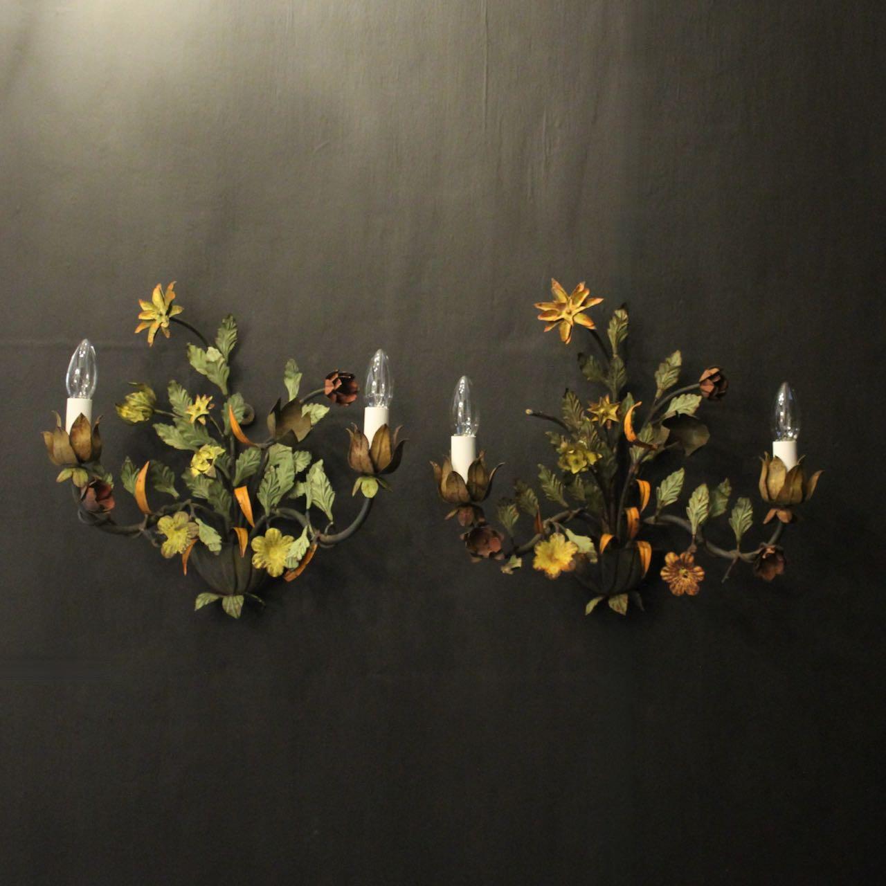 French Pair of Toleware Floral Wall Lights (1 of 10) French Pair of Toleware Floral Wall Lights (1 of 10)