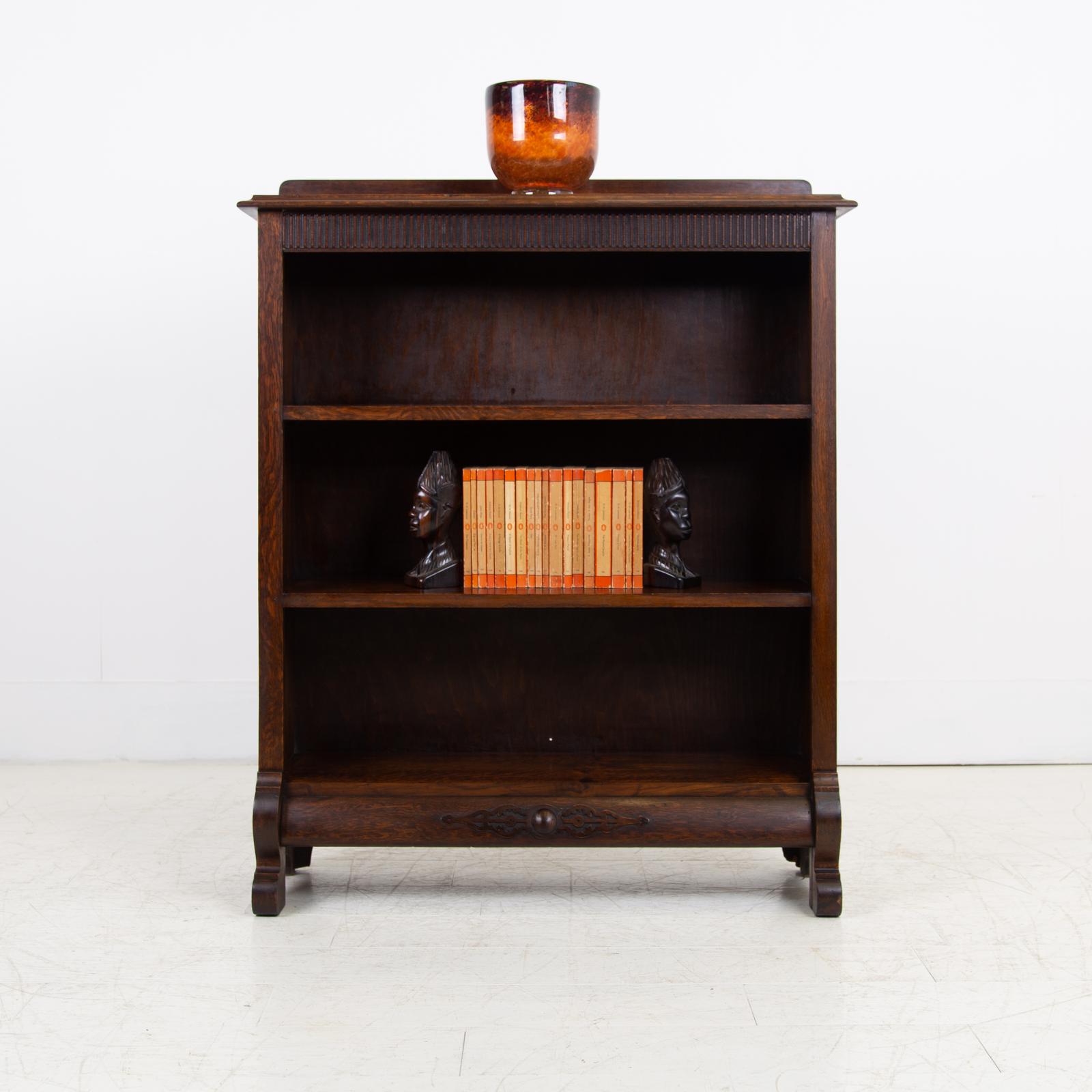 1920s English Solid Oak Open Bookcase of Good Quality (1 of 10) 1920s English Solid Oak Open Bookcase of Good Quality (1 of 10)