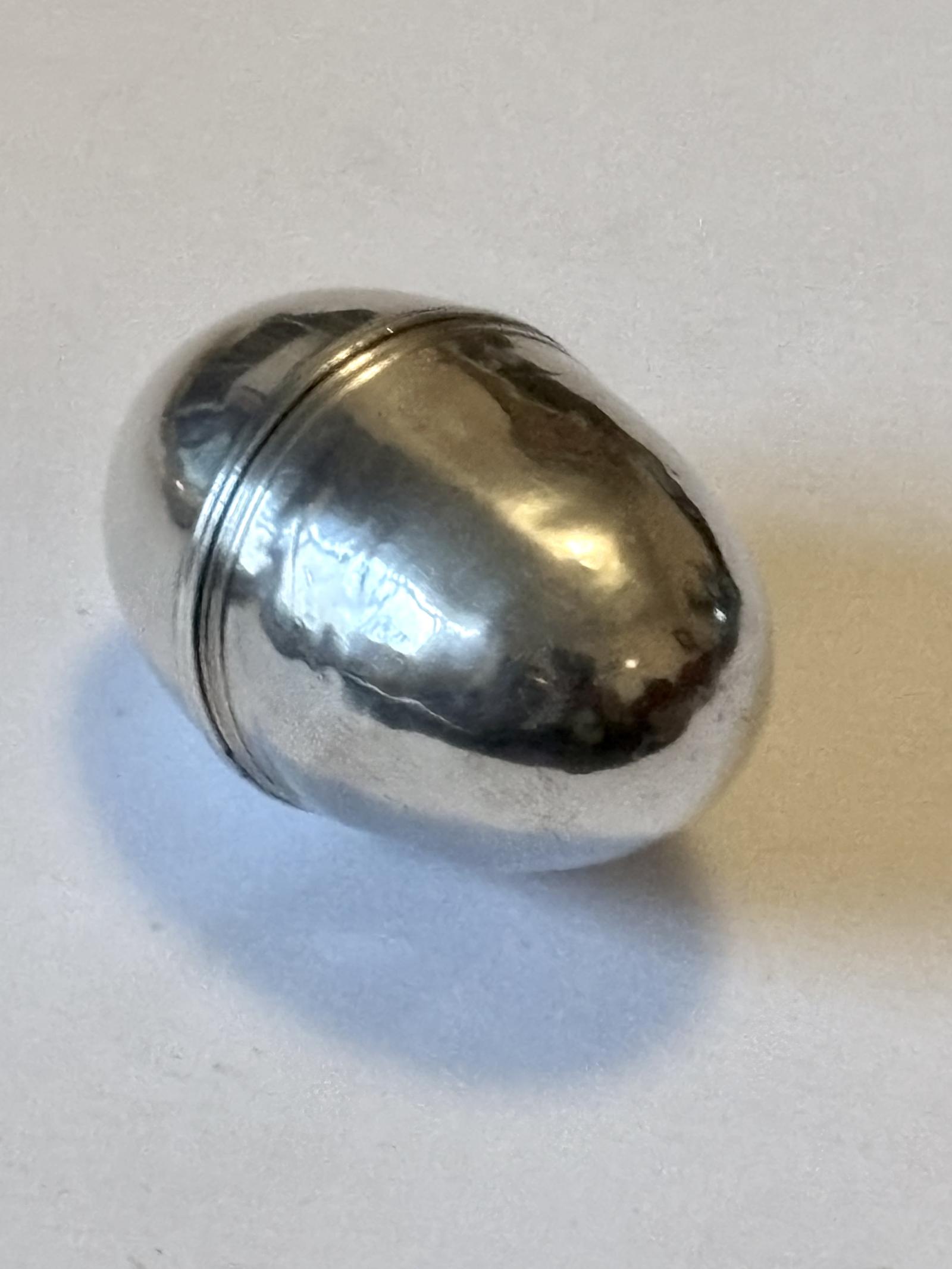 George III Silver Egg Shaped Nutmeg Grater Birmingham 1791 Samuel Meriton II (1 of 10)