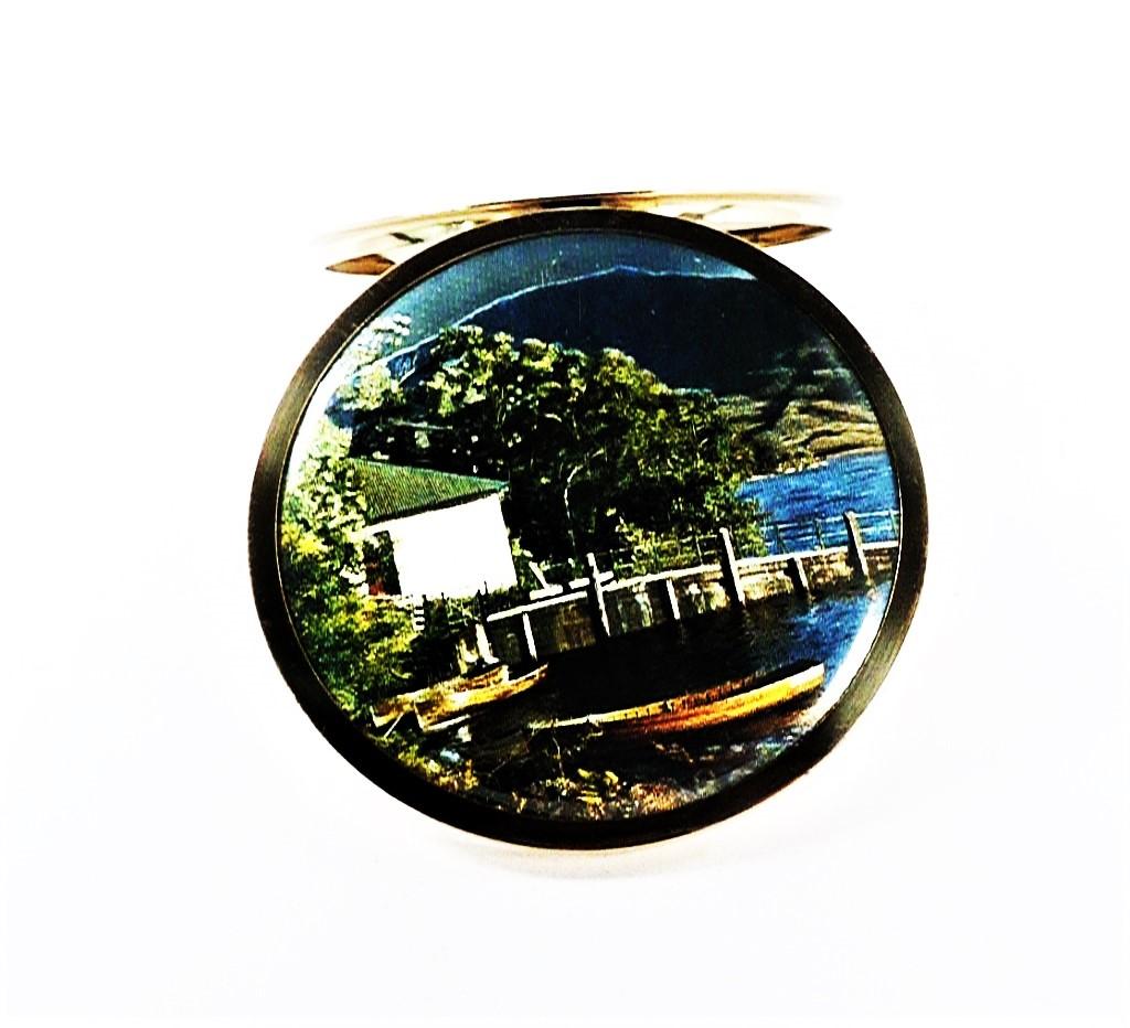 Loose Foundation Vintage Melissa Boat Powder Compact 1950s (1 of 6)