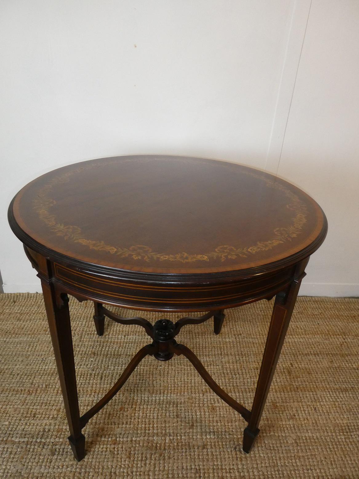 Edwardian Inlaid Round Side Table (1 of 7) Edwardian Inlaid Round Side Table (1 of 7)
