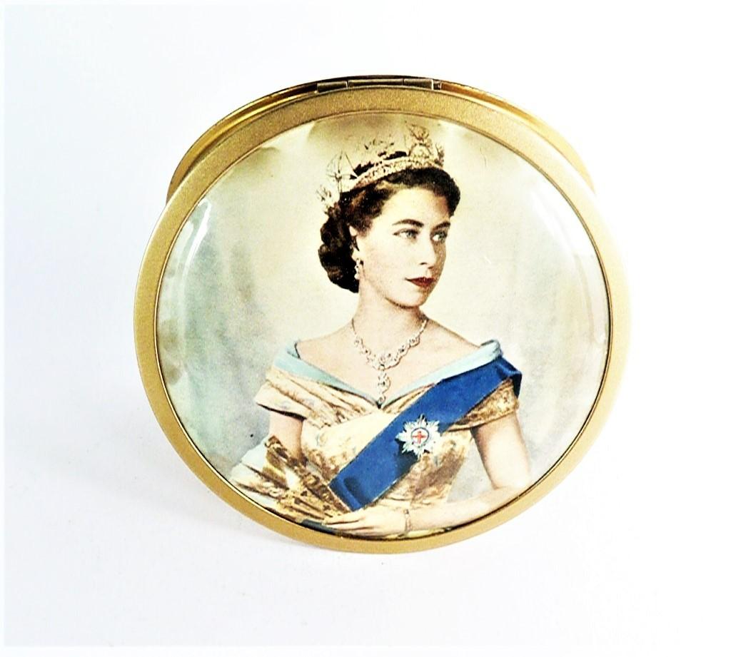 1950s English Coronation Souvenir Compact Mirror (1 of 8)