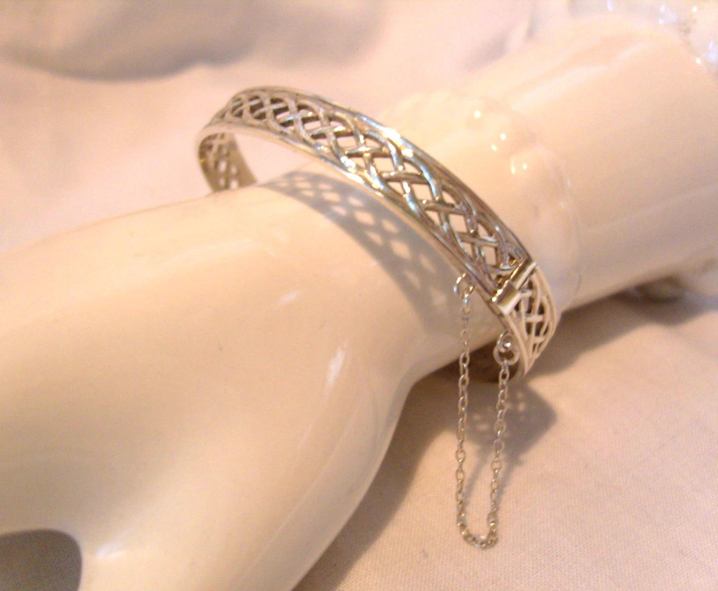 Silver Bracelet 1971 Vintage 925 Celtic Weave Hallmarked Bangle 7" Length (1 of 14)