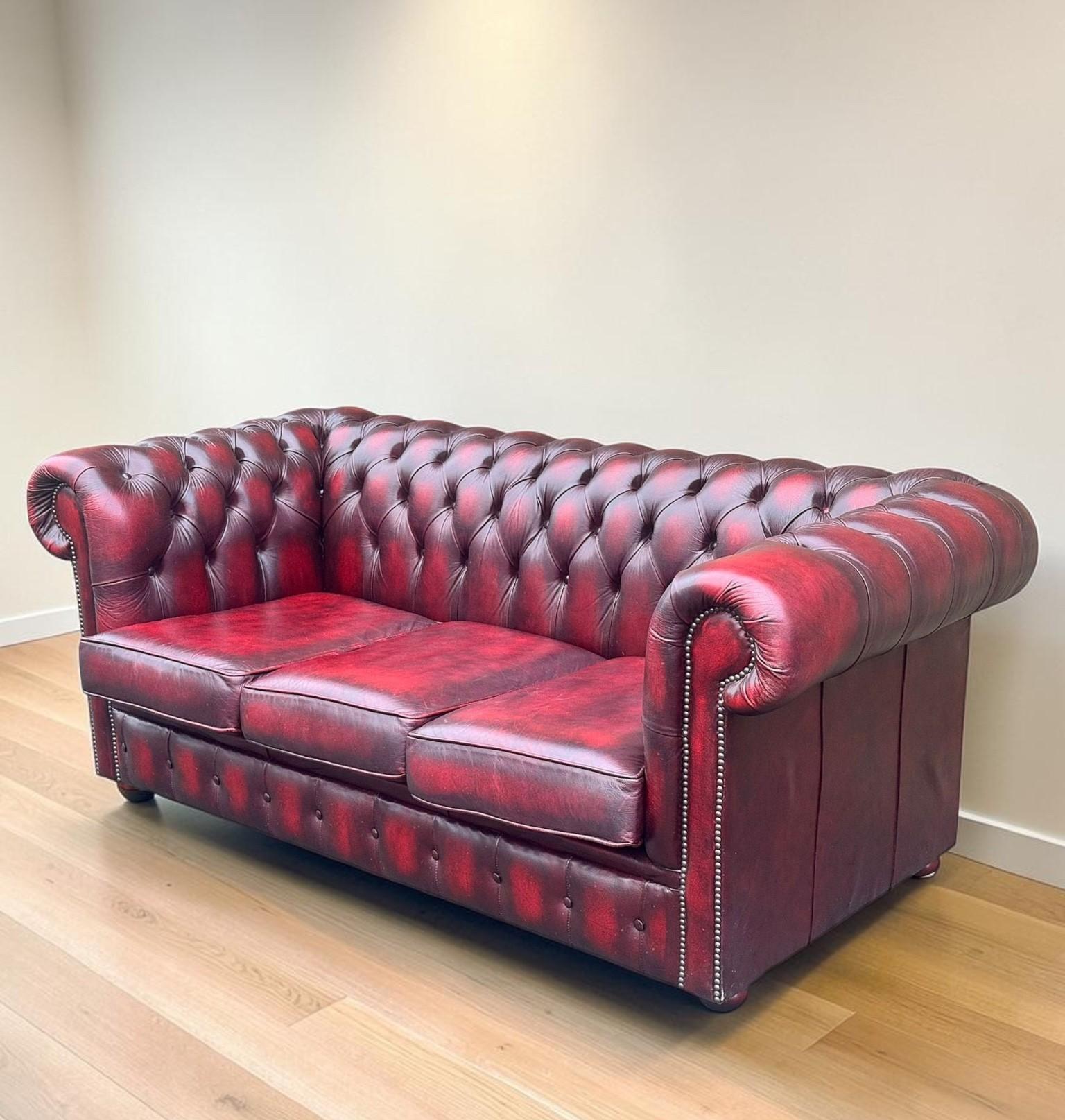 English Oxblood Leather Chesterfield Three Seater Sofa (1 of 11) English Oxblood Leather Chesterfield Three Seater Sofa (1 of 11)
