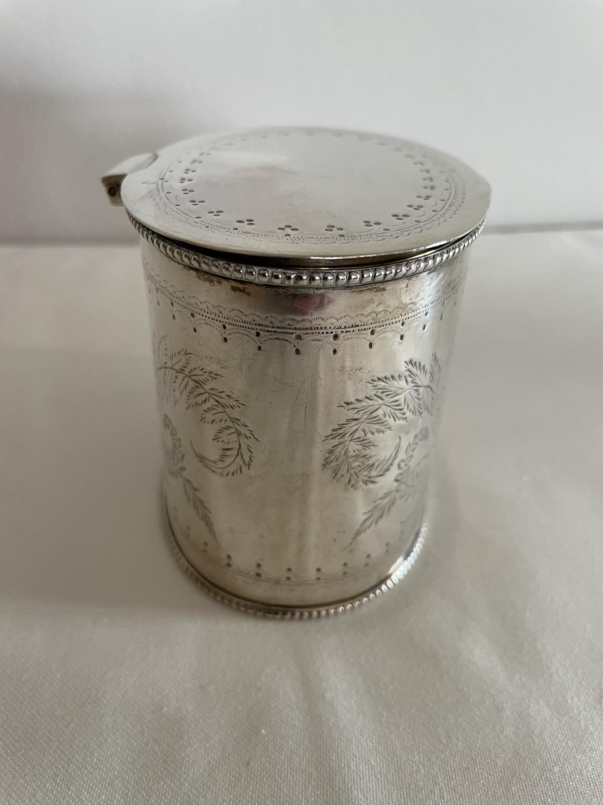 Silver Victorian Tea Caddy (1 of 6)