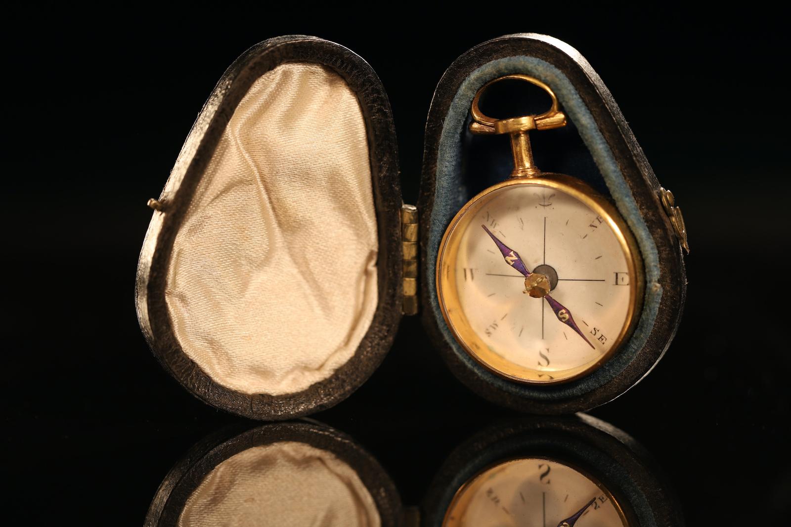 Exquisite Miniature Gilt Brass Georgian Long Necked Compass c.1790 (1 of 13)