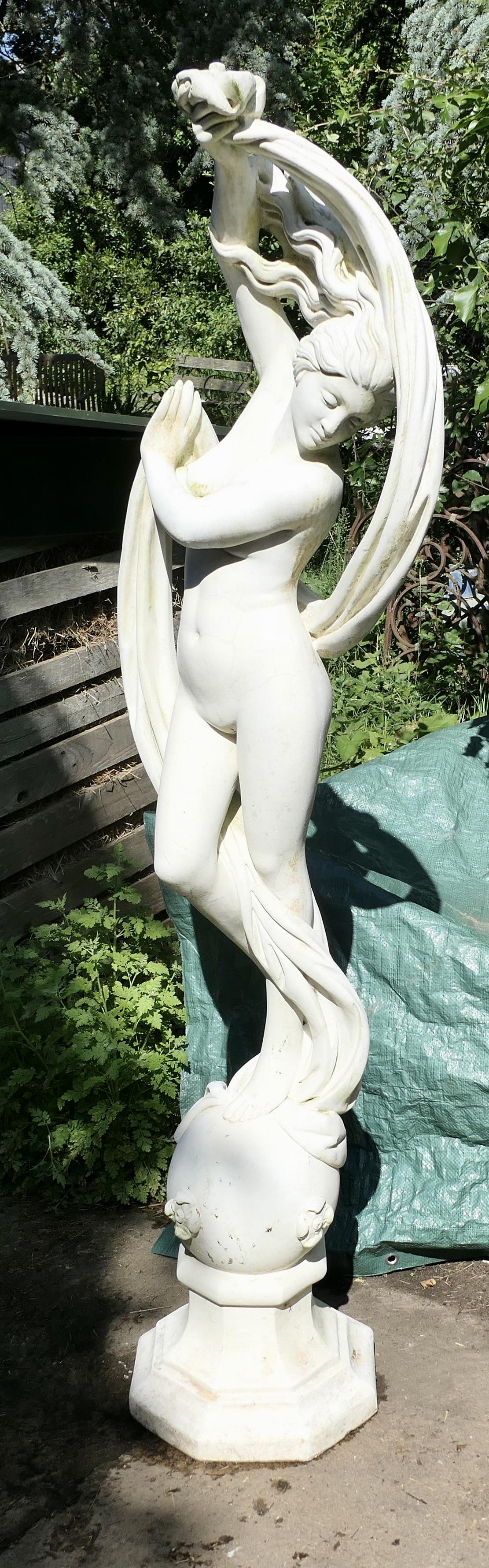 Retro & Vintage Sculptures - main image