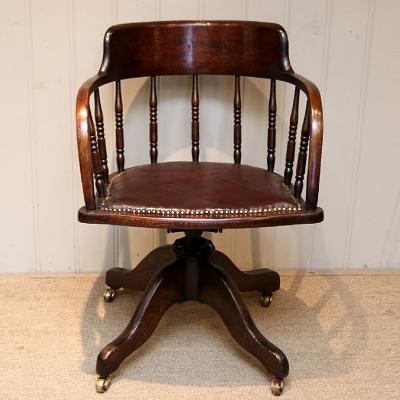 Captains Chairs - main image