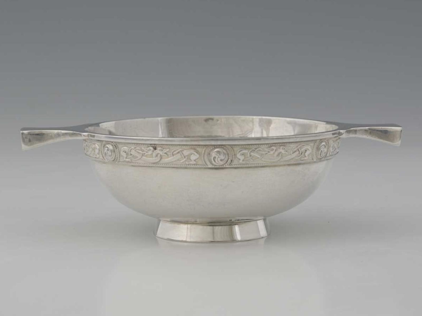 Scottish Sterling Silver Quaich, Edinburgh 1958, Hamilton & Inches Celtic 210g (1 of 10) Scottish Sterling Silver Quaich, Edinburgh 1958, Hamilton & Inches Celtic 210g (1 of 10)