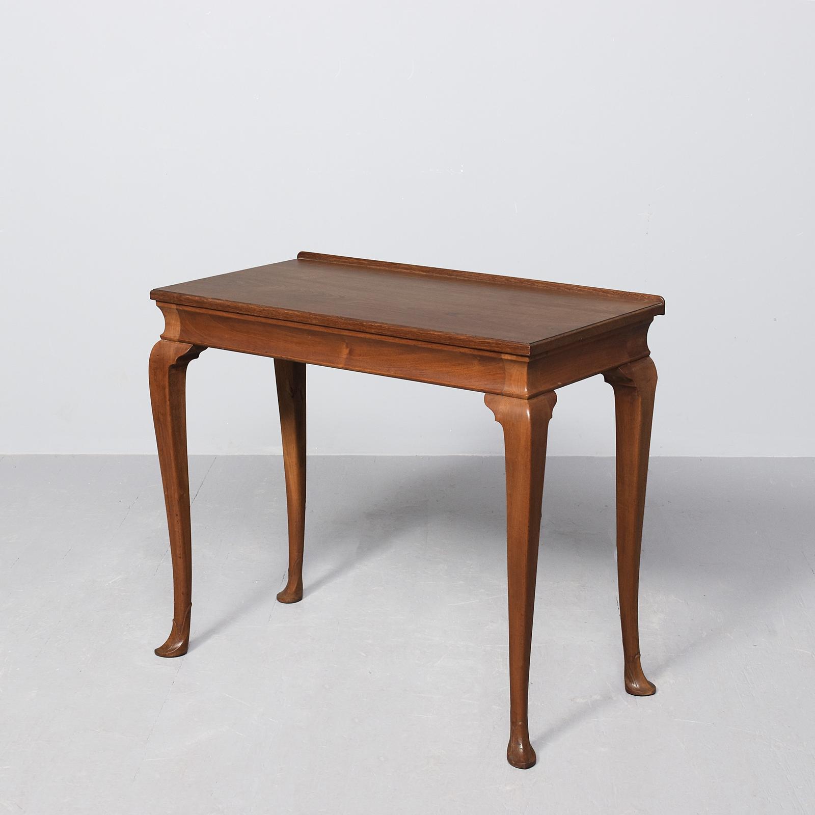 Whytock & Reid of Edinburgh Side Table (1 of 8) Whytock & Reid of Edinburgh Side Table (1 of 8)