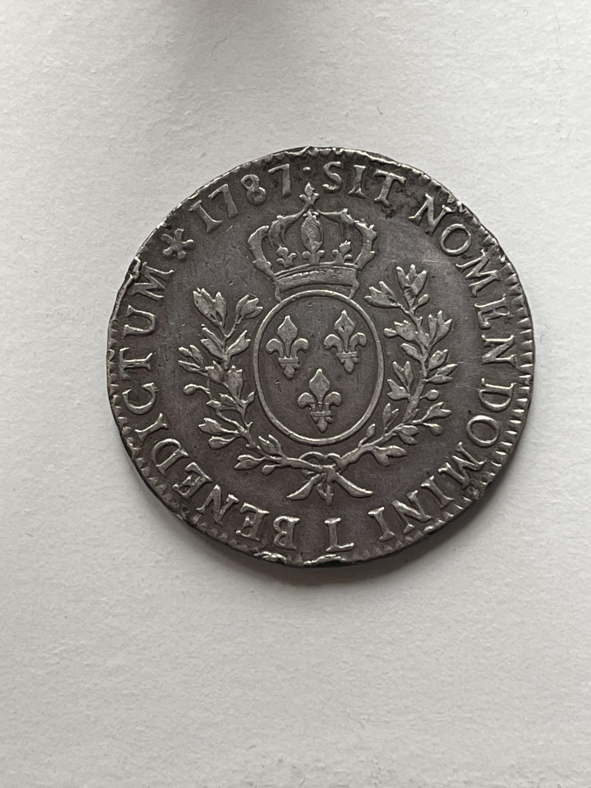 Louis XVI - 1787 Silver Ecu - Bayonne (L) Mint (1 of 9)