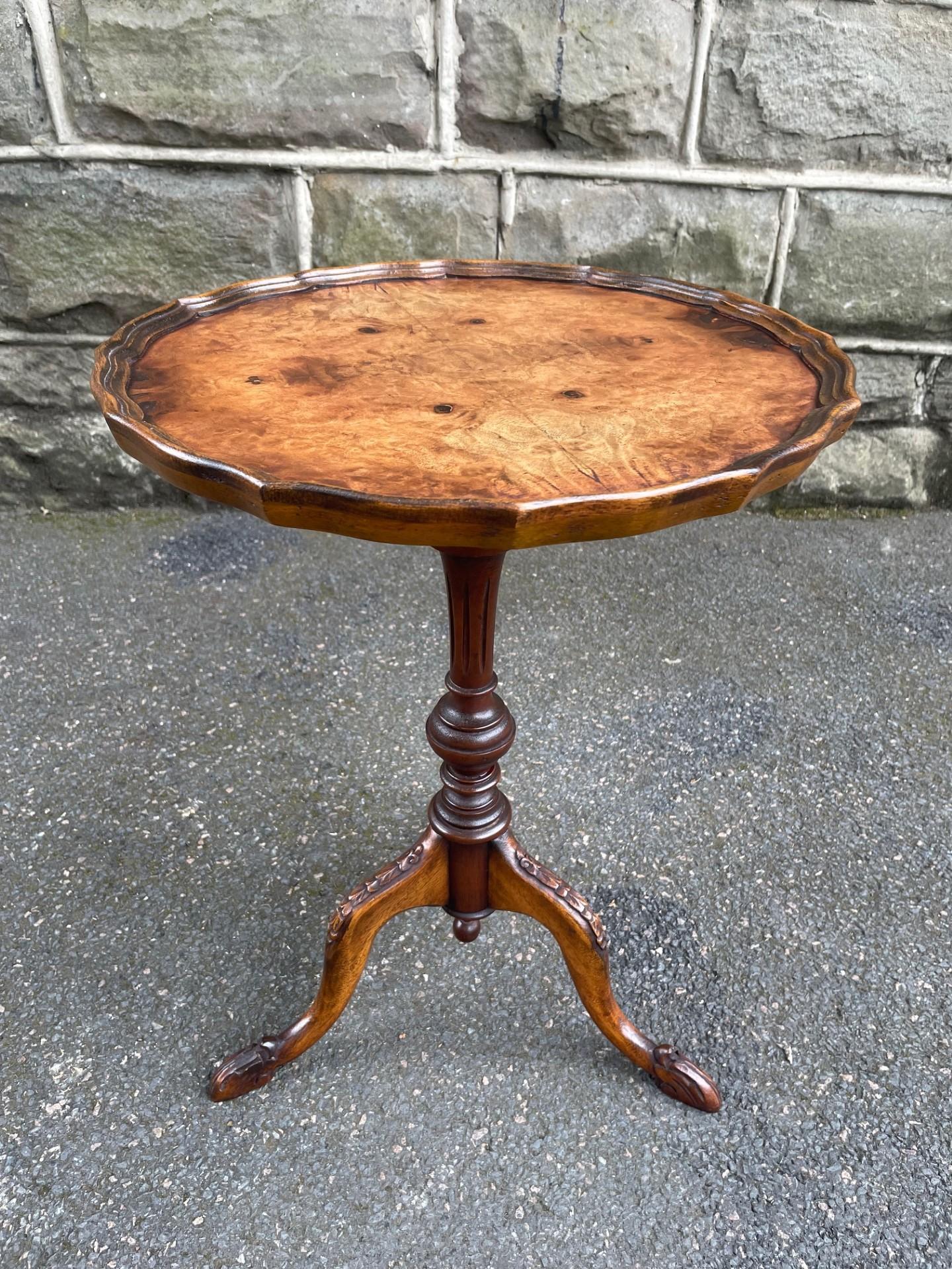 Antique Burr Walnut Tripod Wine Table (1 of 7) Antique Burr Walnut Tripod Wine Table (1 of 7)