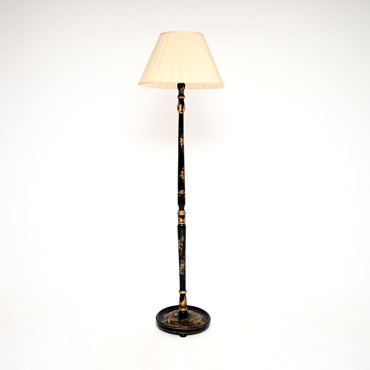 Lacquered Chinoiserie Floor Lamp (1 of 10) Lacquered Chinoiserie Floor Lamp (1 of 10)