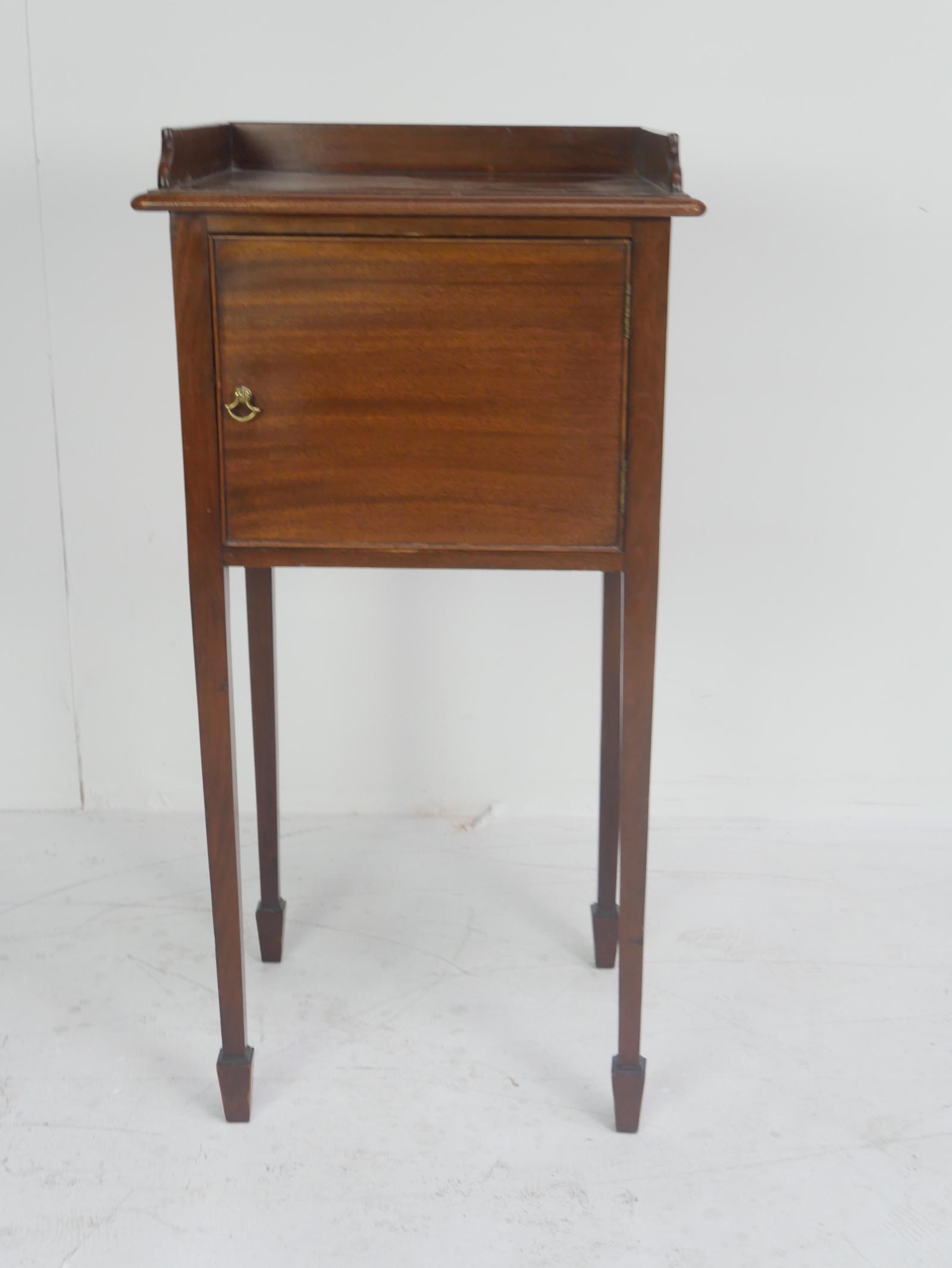 Mahogany Bedside Cabinet London Maker (1 of 7)