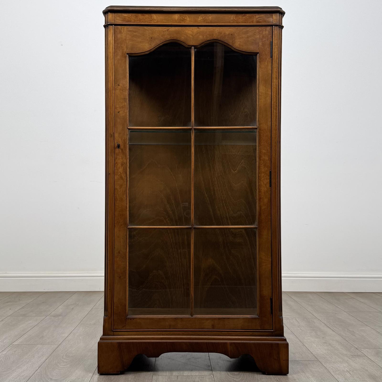 Antique 20th Century Display Cabinet in Burr Walnut (1 of 10) Antique 20th Century Display Cabinet in Burr Walnut (1 of 10)