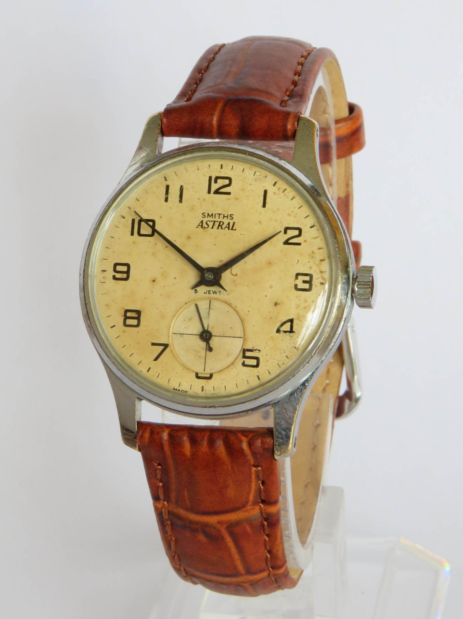 Watch: Gents 1960s Smiths Astral Wrist Watch (1 of 5)