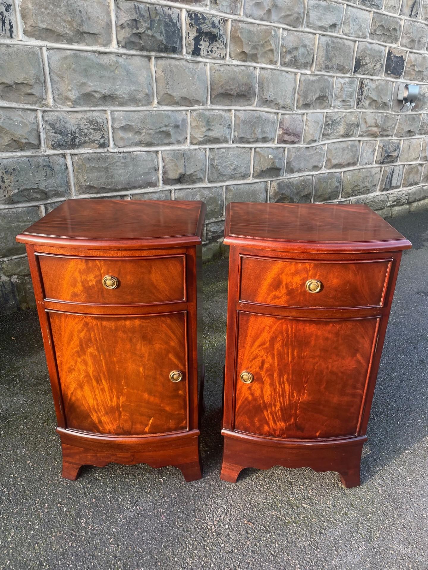 Pair of Mahogany Bedside Cabinet Bedside Tables (1 of 10) Pair of Mahogany Bedside Cabinet Bedside Tables (1 of 10)