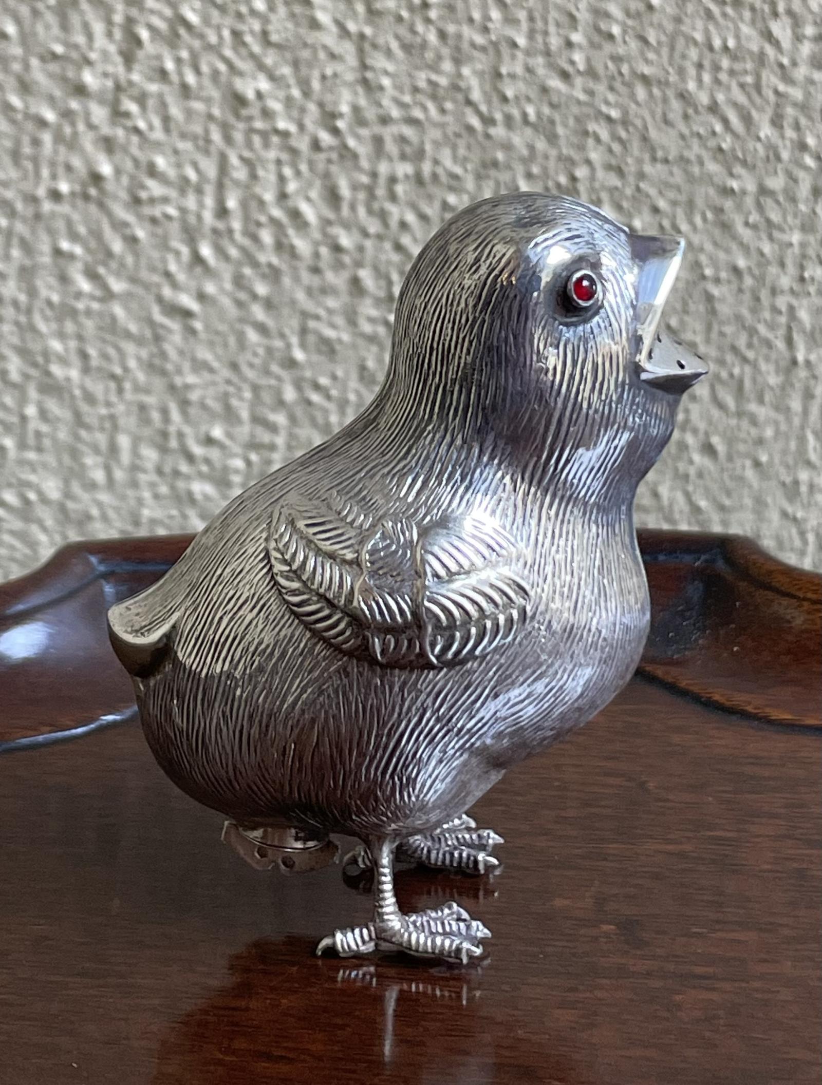 Early 20th Century Continental Silver Pepperette in Form of a Chick (1 of 7)