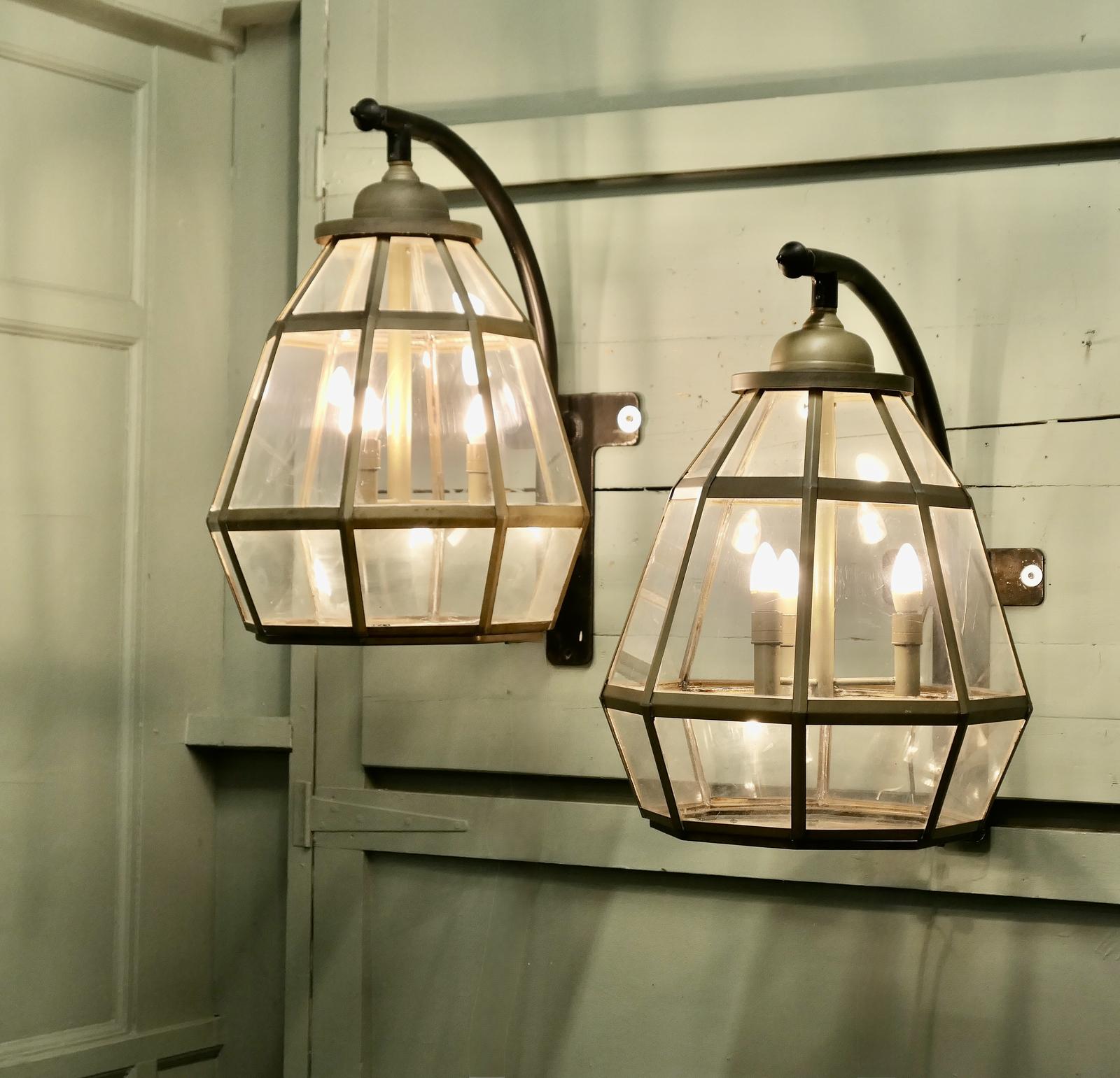 HUGE Pair of Painted Brass Octagonal Wall Lanterns (1 of 6) HUGE Pair of Painted Brass Octagonal Wall Lanterns (1 of 6)