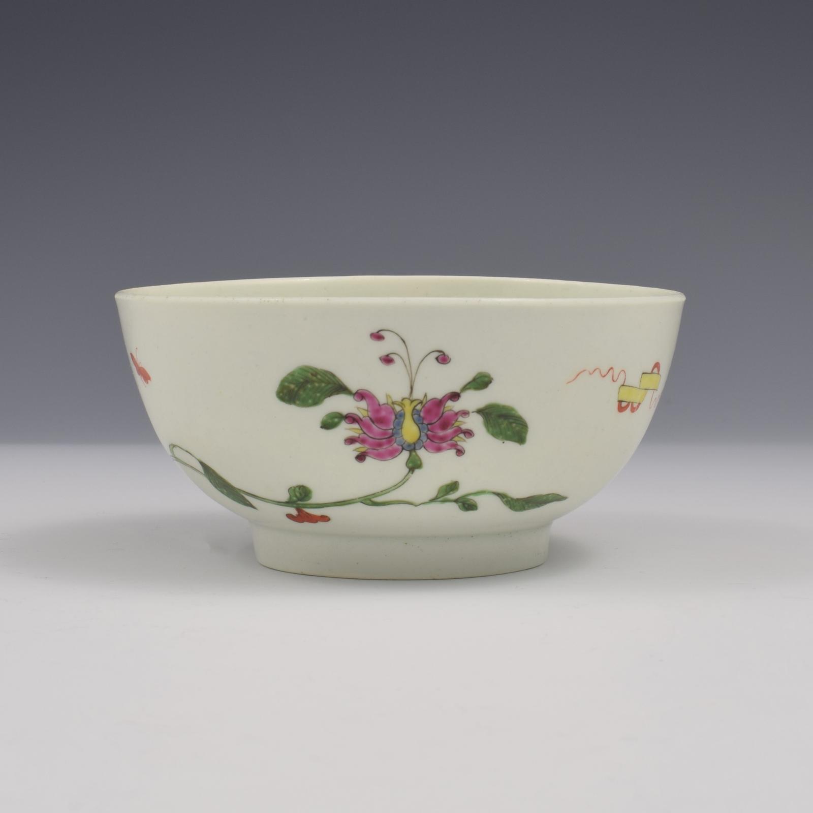 Rare First Period Worcester Porcelain Honeysuckle Slop Bowl c.1753-1755 (1 of 8)