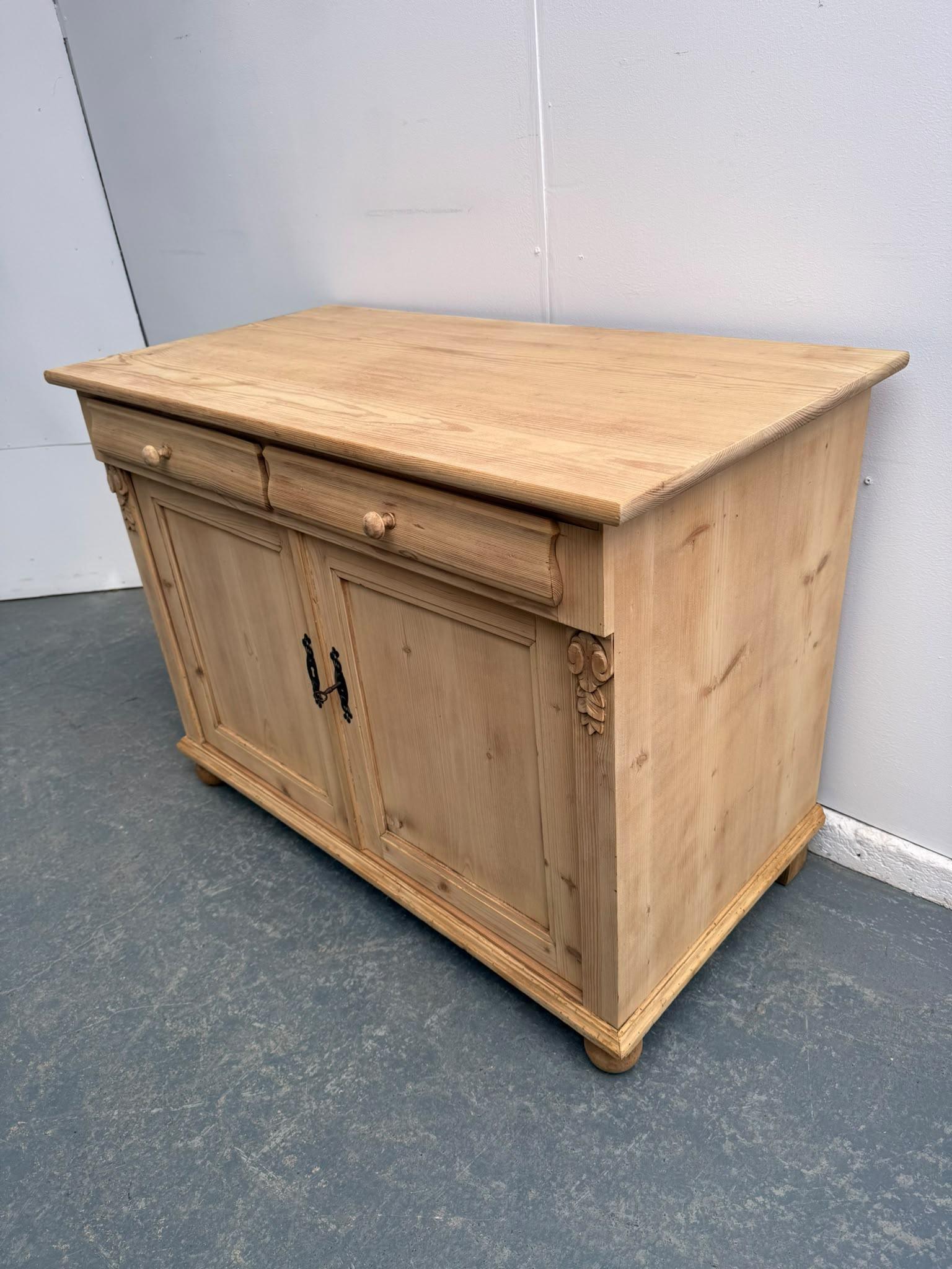 Clean Victorian Antique Pine 2 Door 2 Drawer Dresser Base to wax / paint (1 of 10) Clean Victorian Antique Pine 2 Door 2 Drawer Dresser Base to wax / paint (1 of 10)