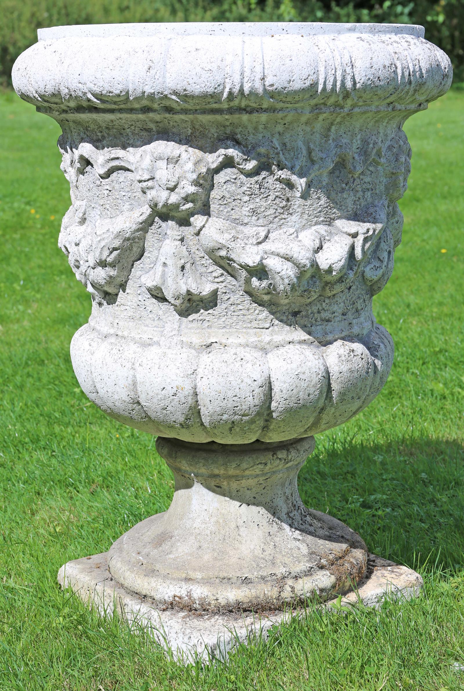 Vintage Very Large Cast Stone Garden Planter Urn (1 of 6)