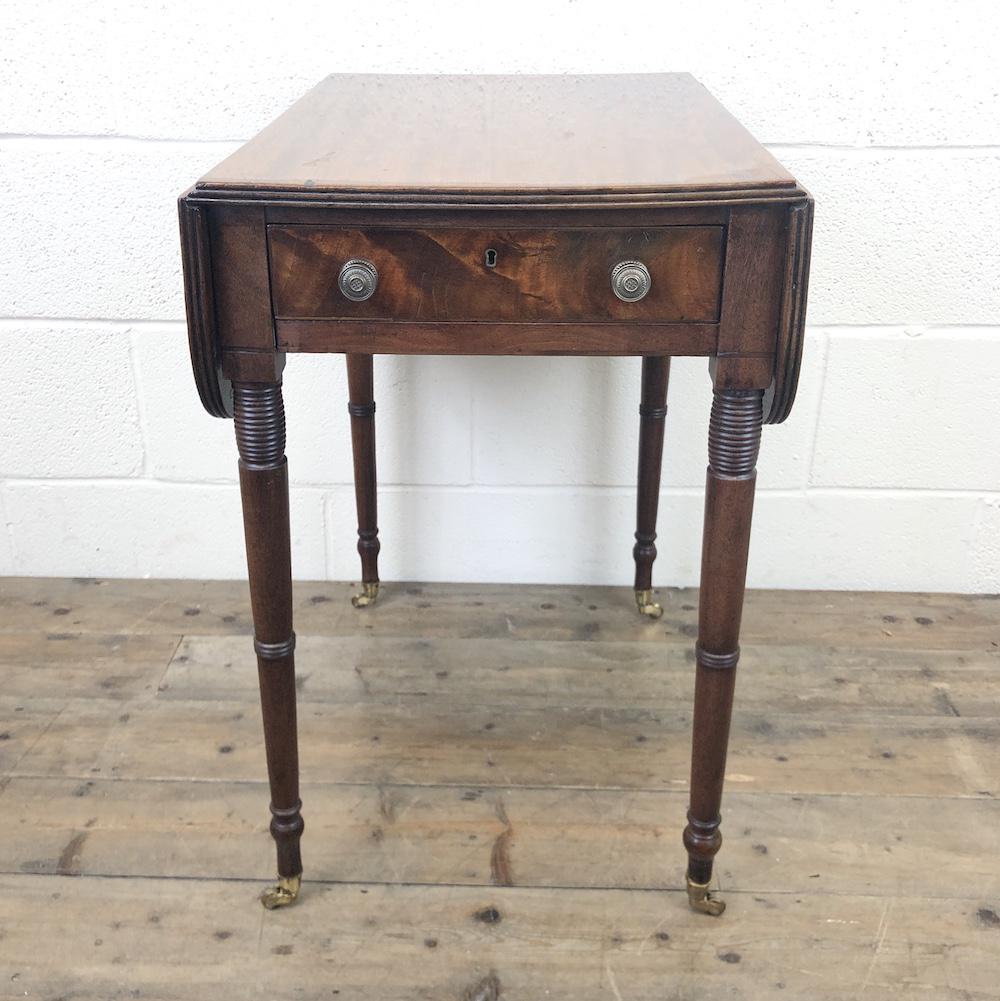 Antique Mahogany Drop Leaf Side Table (1 of 11) Antique Mahogany Drop Leaf Side Table (1 of 11)