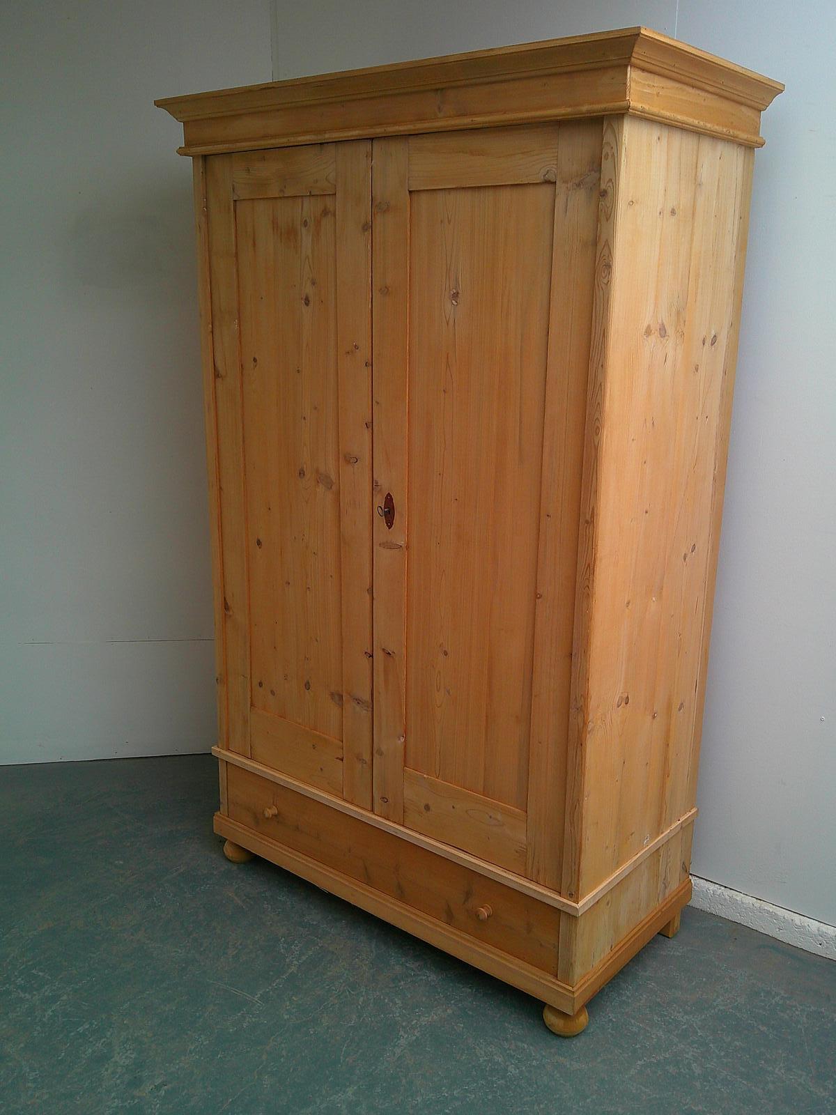 A Lovely Antique / Old Pine 2 Door 1 Panel Knockdown Wardrobe to Wax/Paint (1 of 11)