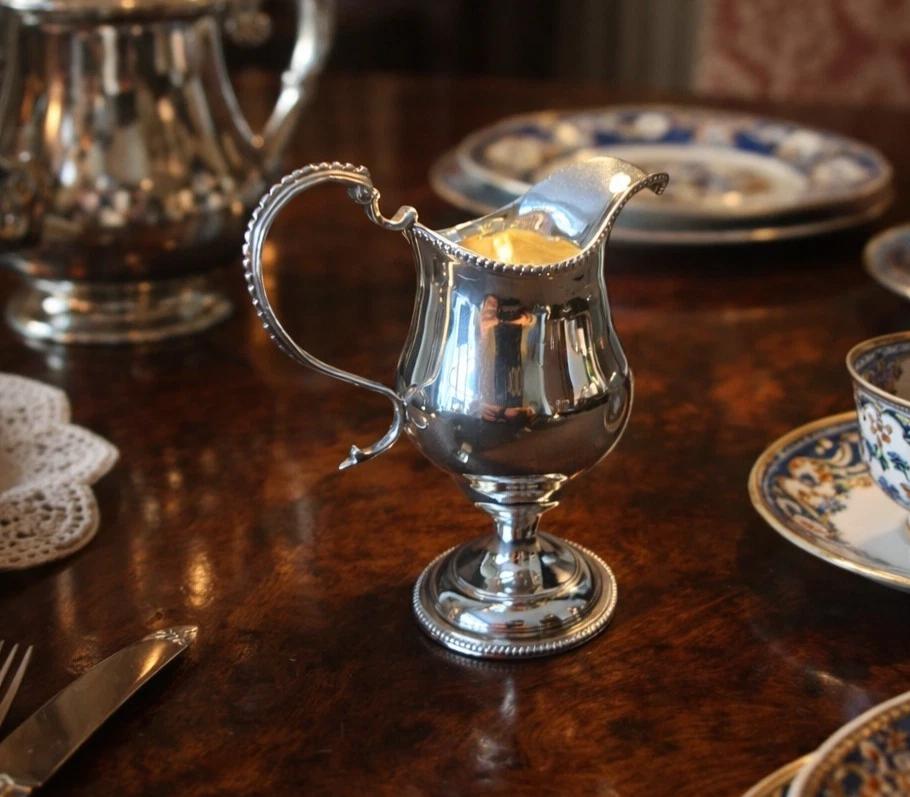 Georgian Antique Solid Sterling Silver Cream Jug London 1781 120g Walter Brind (1 of 8) Georgian Antique Solid Sterling Silver Cream Jug London 1781 120g Walter Brind (1 of 8)