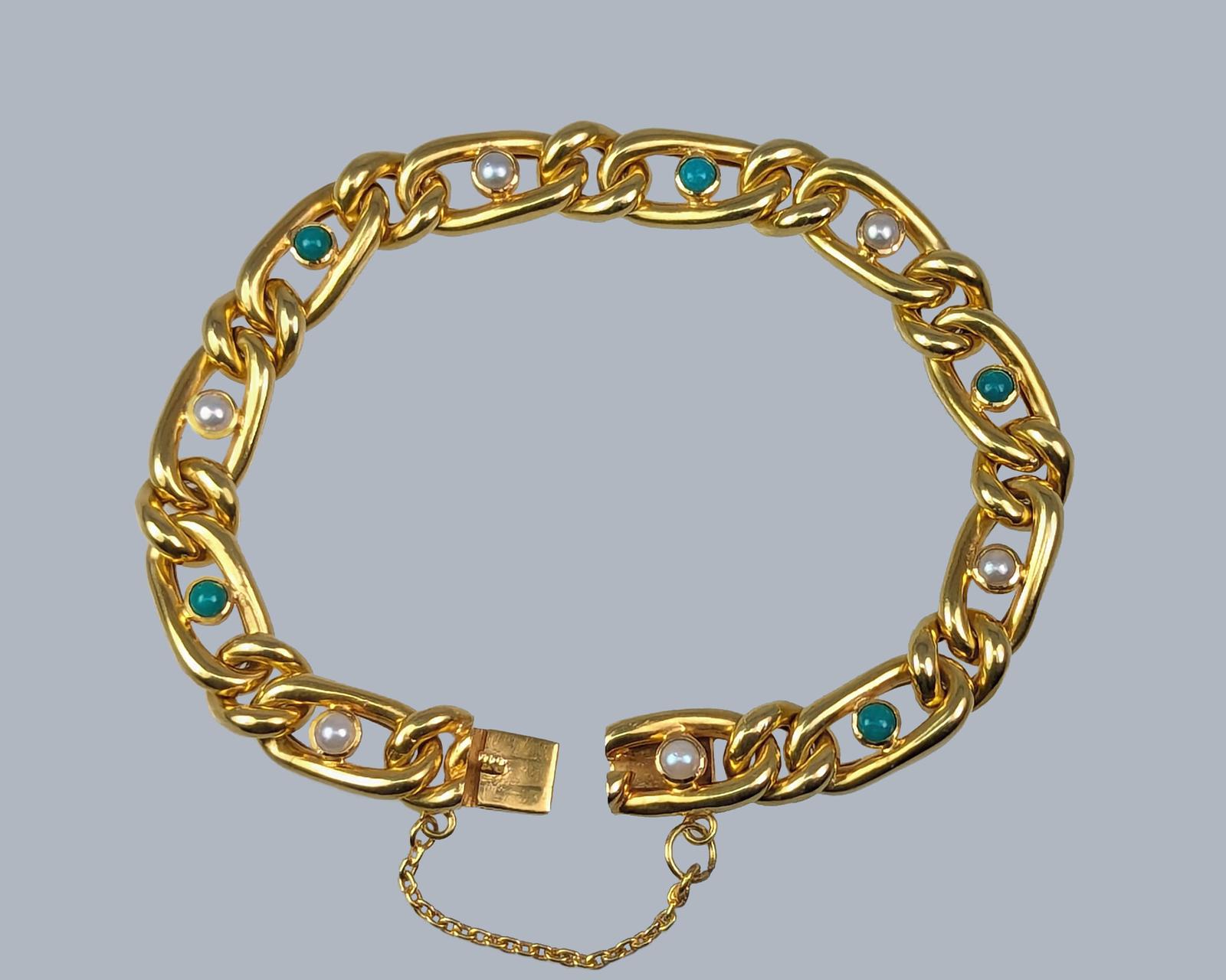 Victorian 15ct Gold Turquoise & Pearl Curb Link Bracelet English Antique Circa 1880 (1 of 6) Victorian 15ct Gold Turquoise & Pearl Curb Link Bracelet English Antique Circa 1880 (1 of 6)