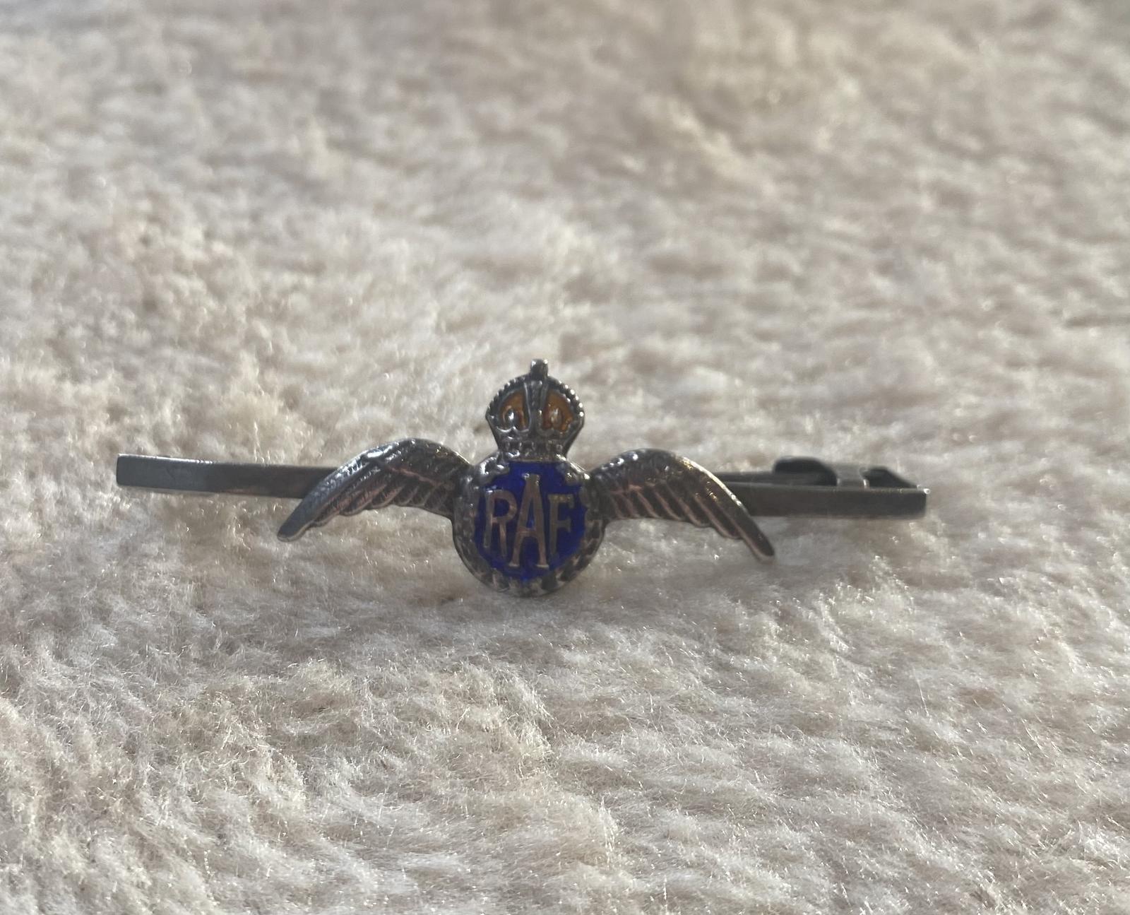 Silver & Enamelled RAF Brooch (1 of 2) Silver & Enamelled RAF Brooch (1 of 2)